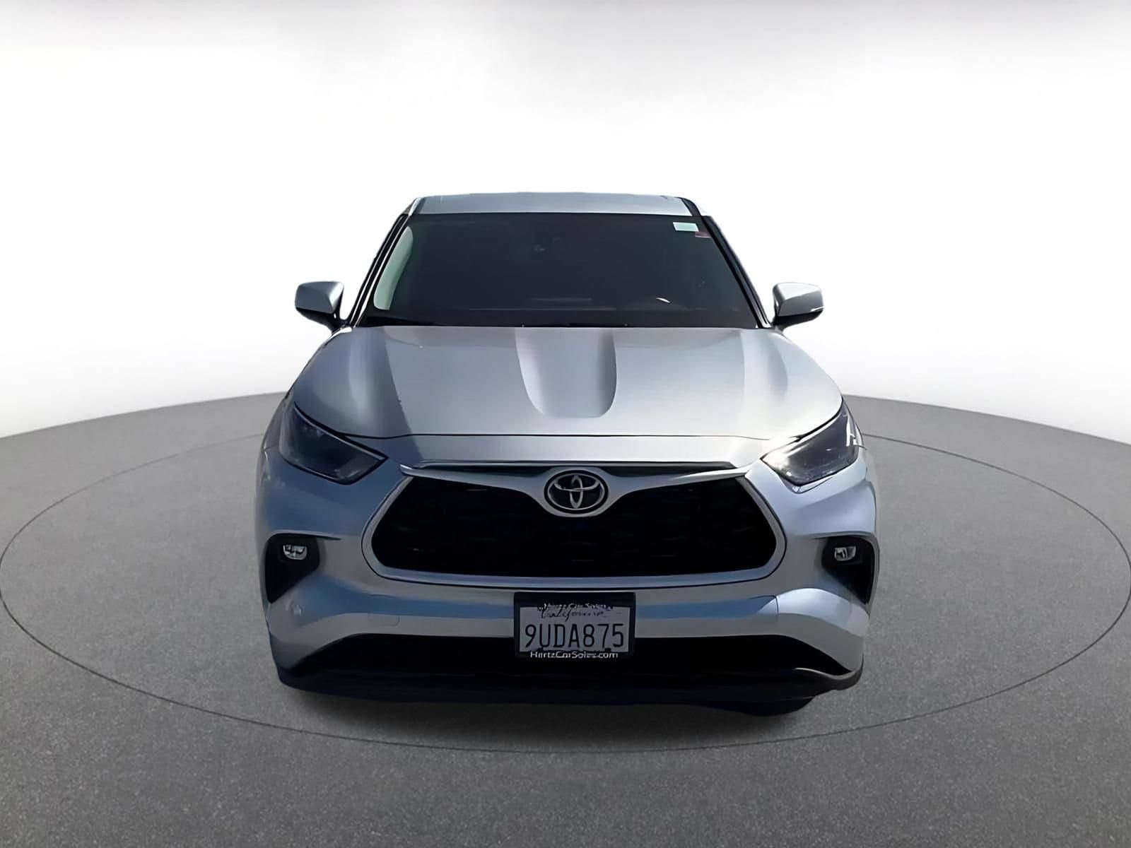 Thumbnail: 2025 Toyota Highlander - 4
