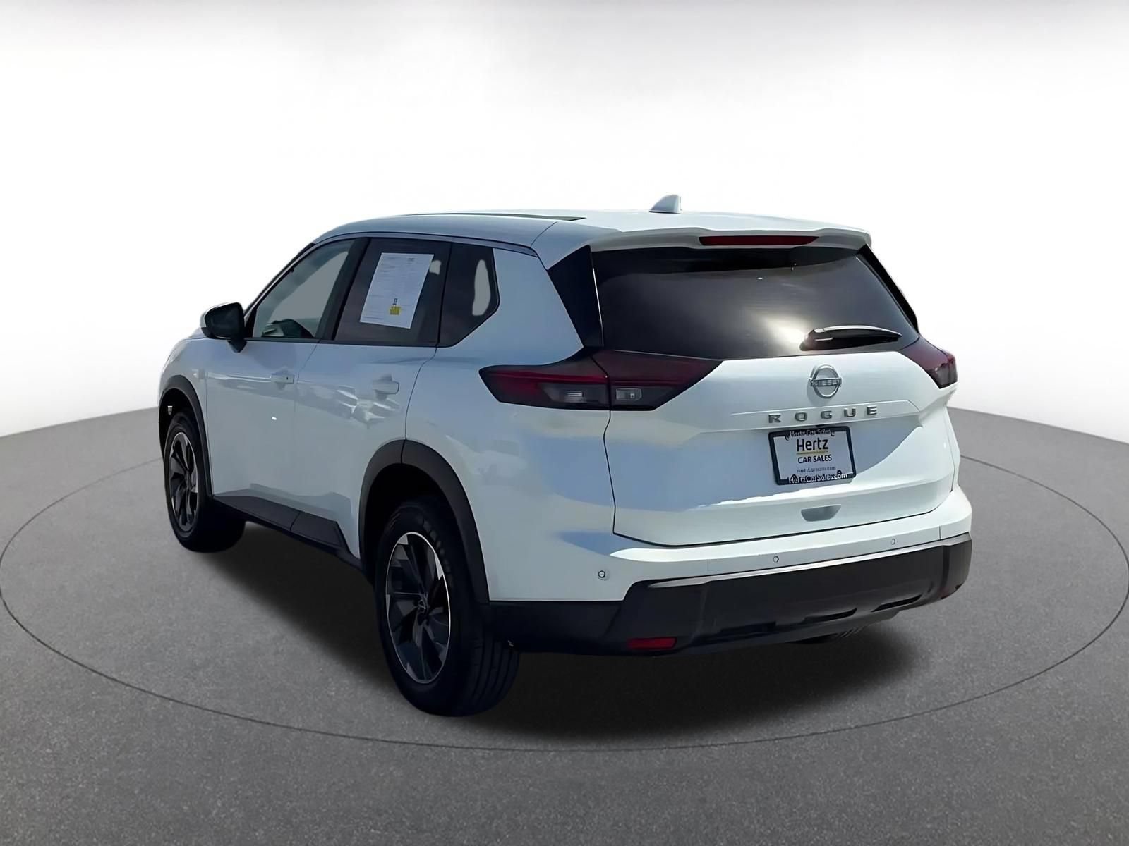 Thumbnail: 2025 Nissan Rogue - 10
