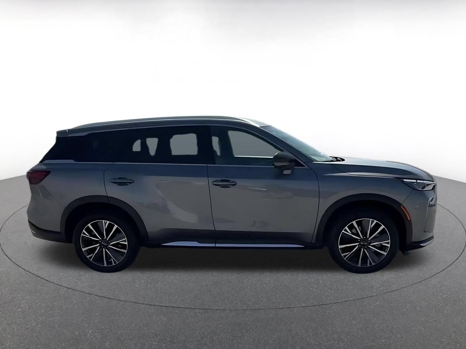 Thumbnail: 2026 INFINITI QX60 - 13