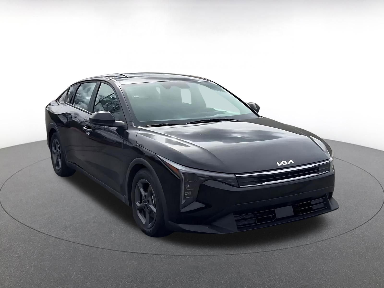 Thumbnail: 2025 Kia K4 - 3