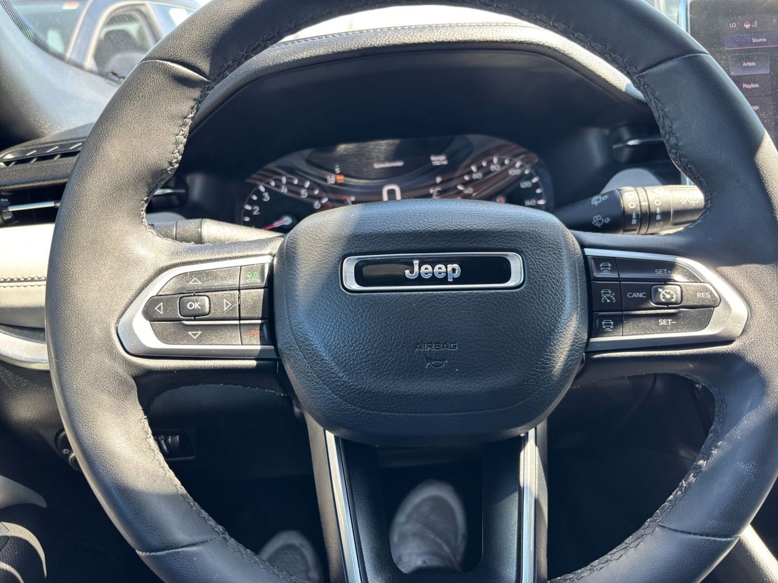 Thumbnail: 2025 Jeep Compass - 29