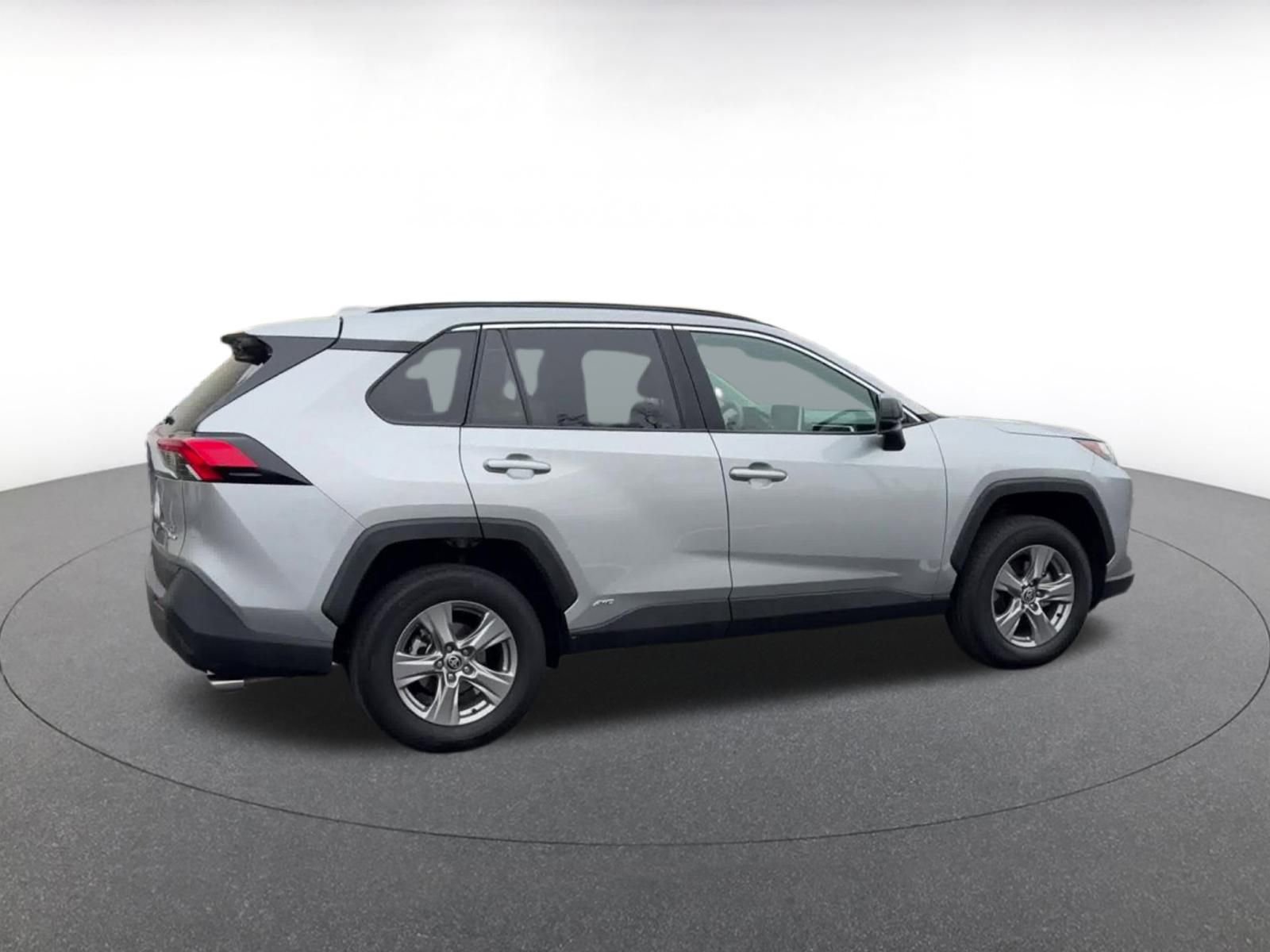 Thumbnail: 2025 Toyota RAV4 - 14