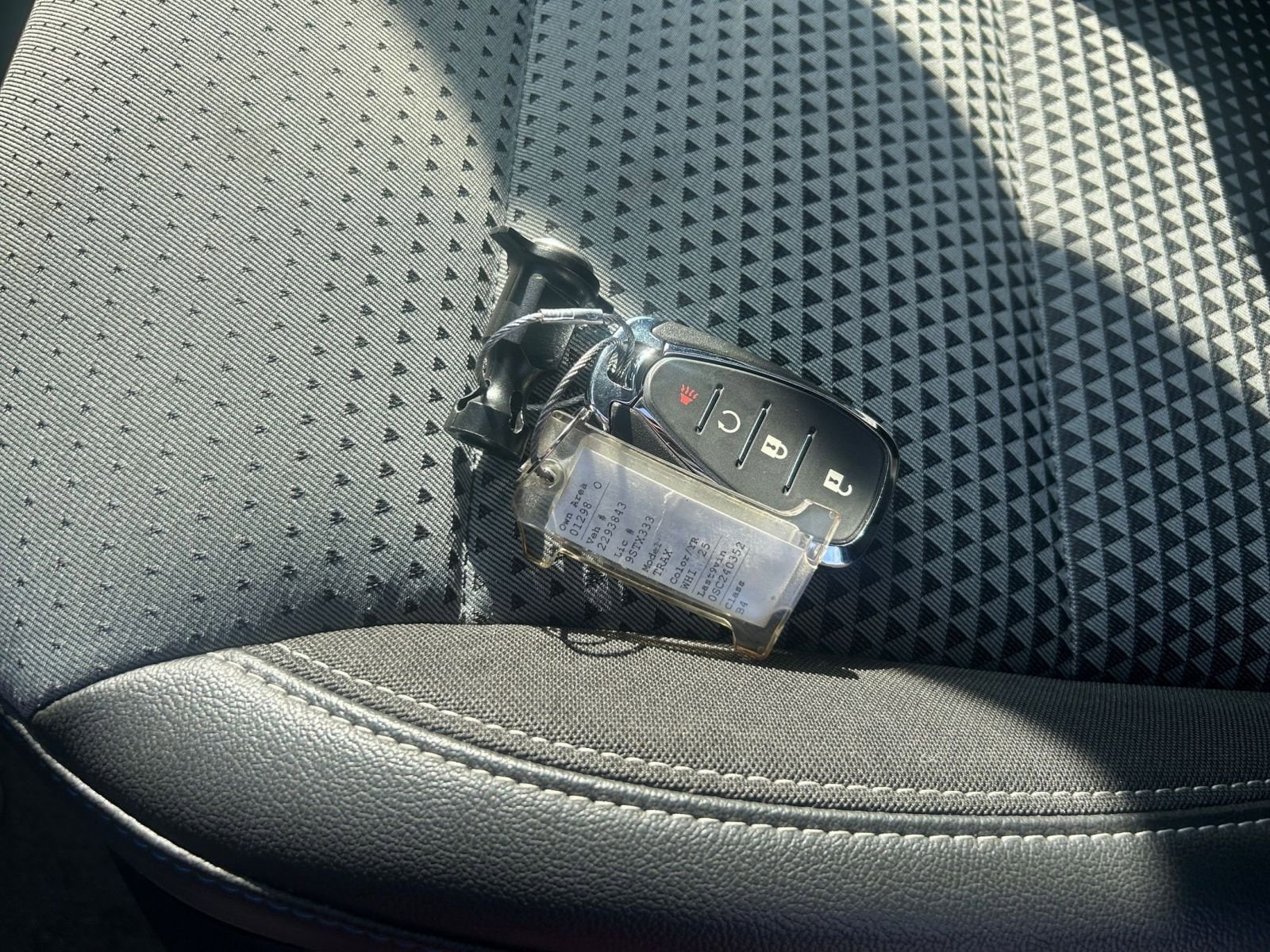 Thumbnail: 2025 Chevrolet Trax - 21