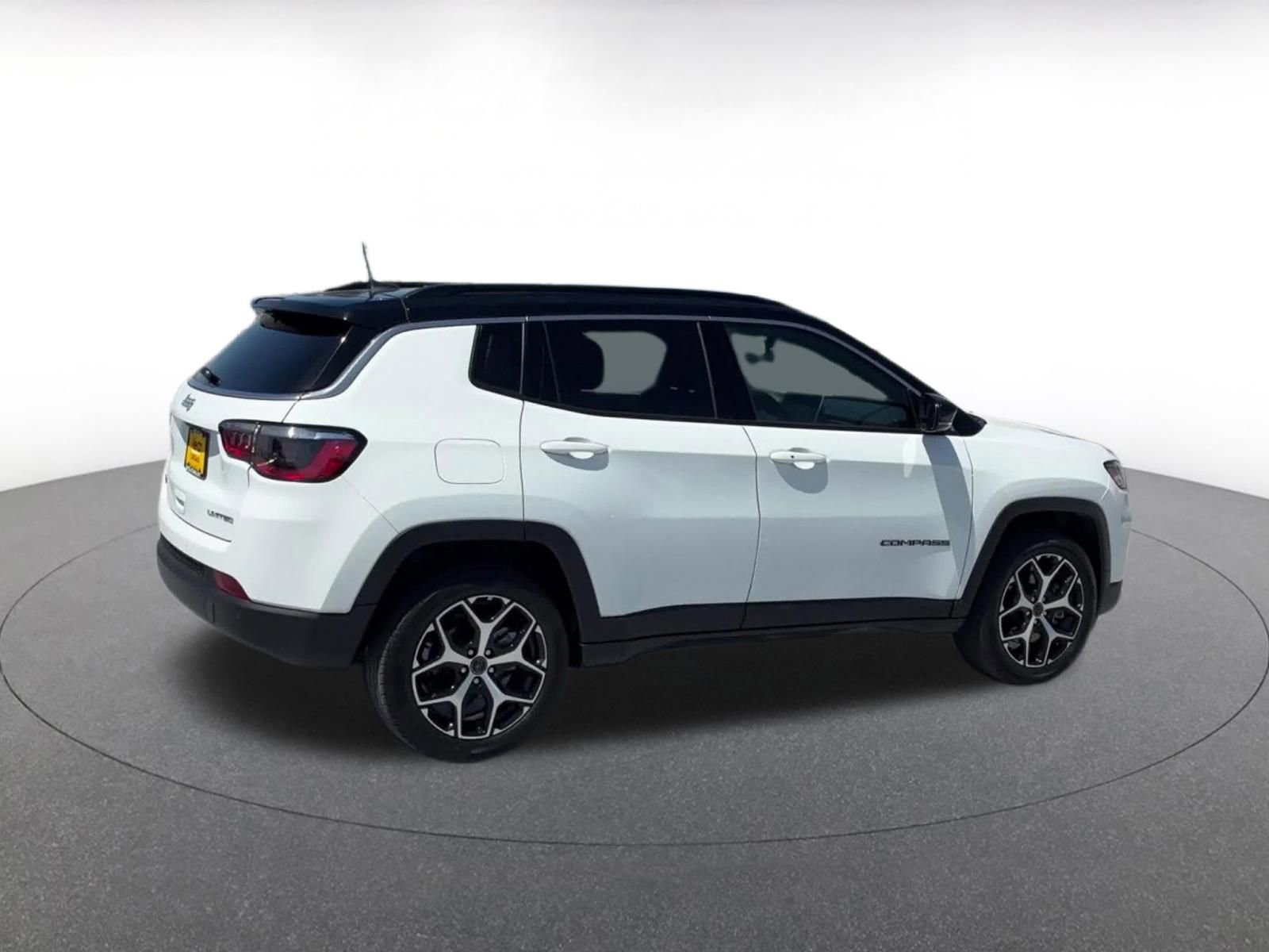 Thumbnail: 2025 Jeep Compass - 15