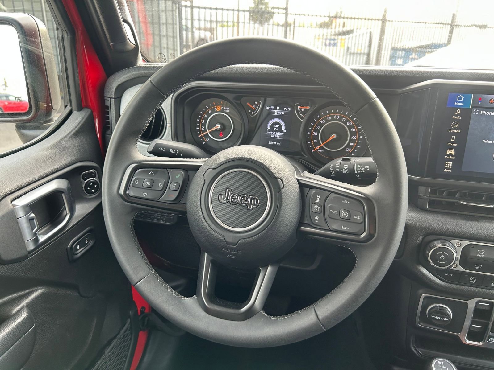 Thumbnail: 2025 Jeep Wrangler - 34