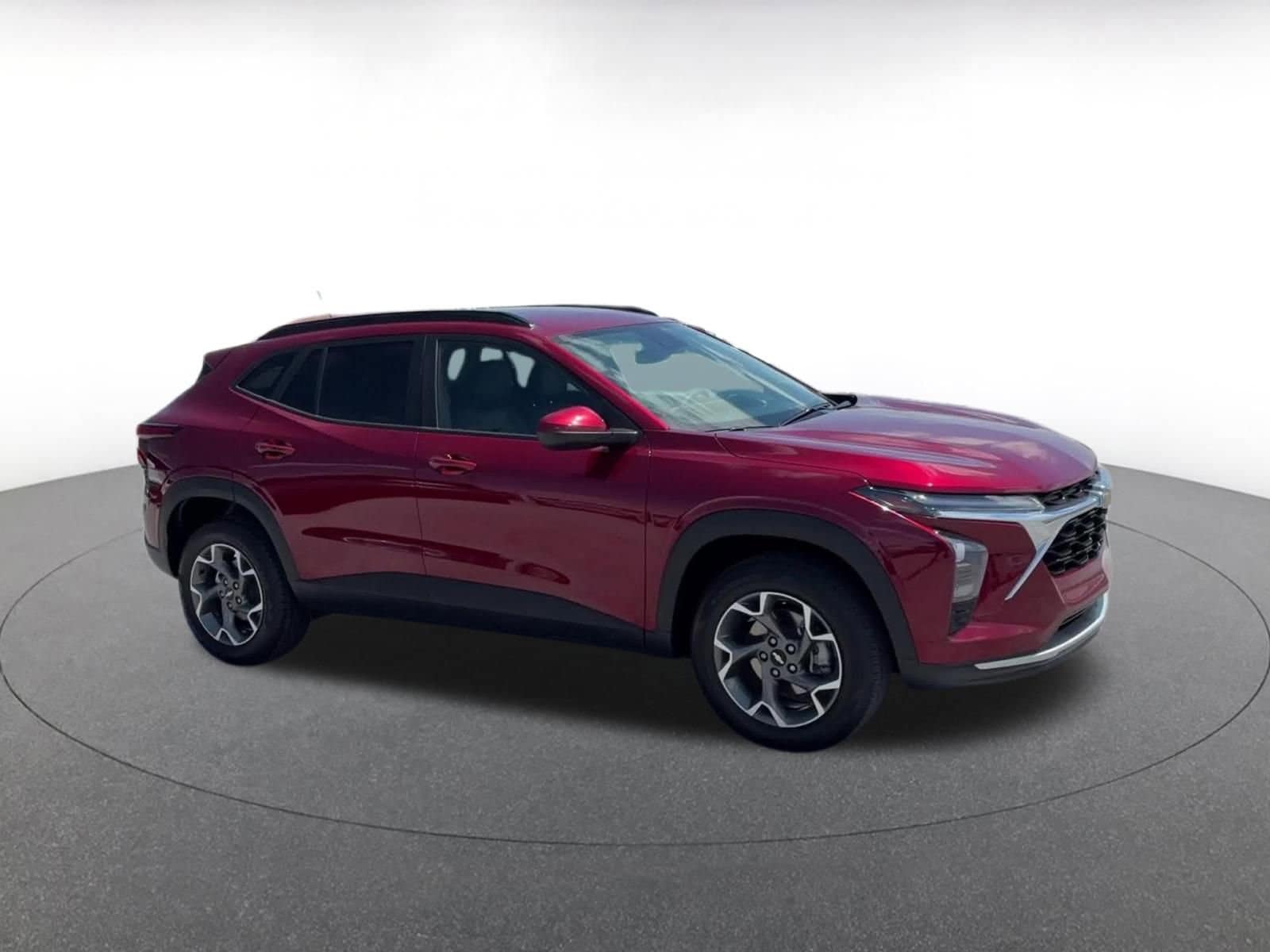 Thumbnail: 2025 Chevrolet Trax - 2