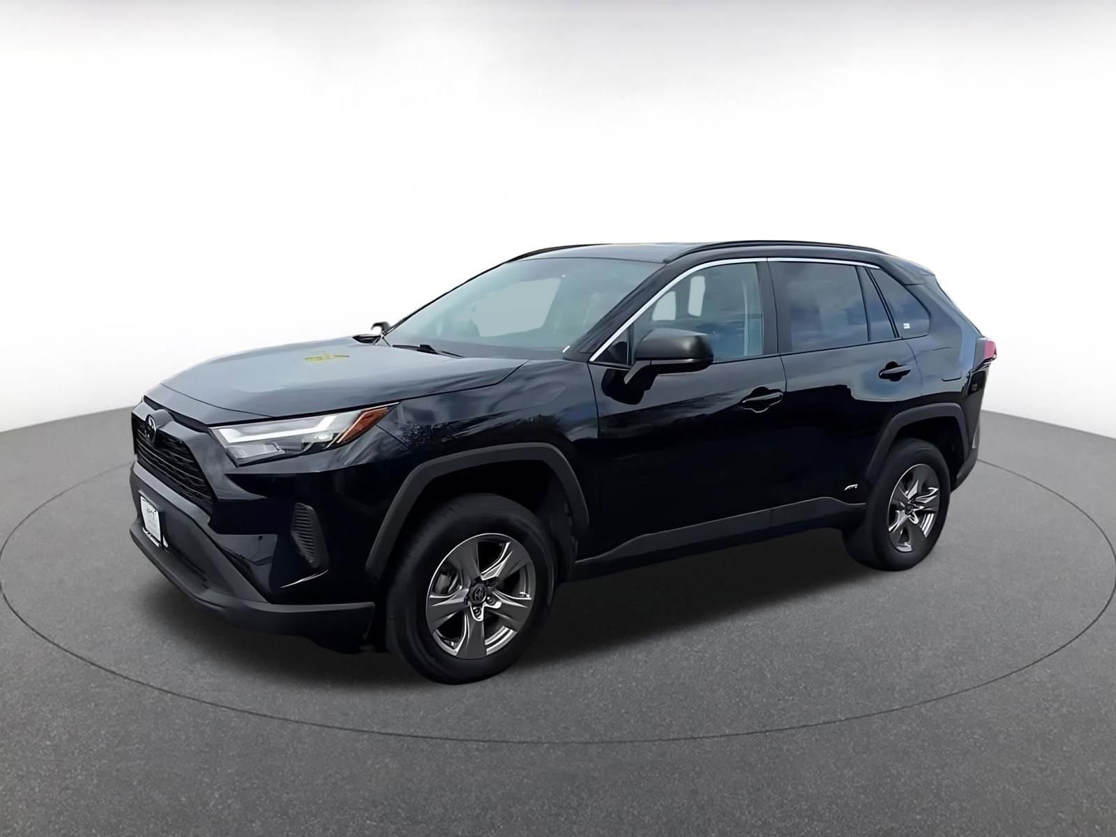Thumbnail: 2025 Toyota RAV4 - 8