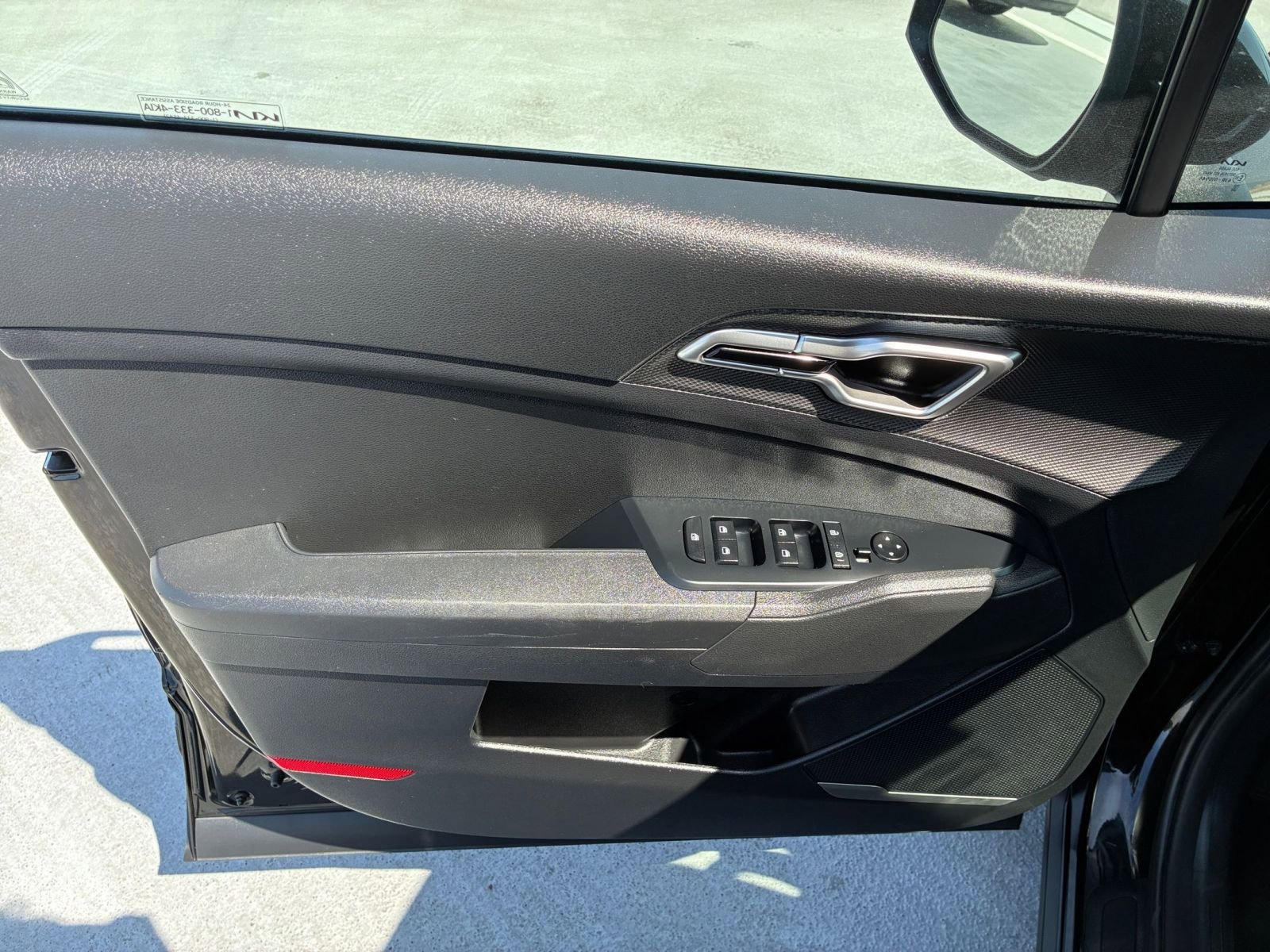 Thumbnail: 2025 Kia Sportage - 18