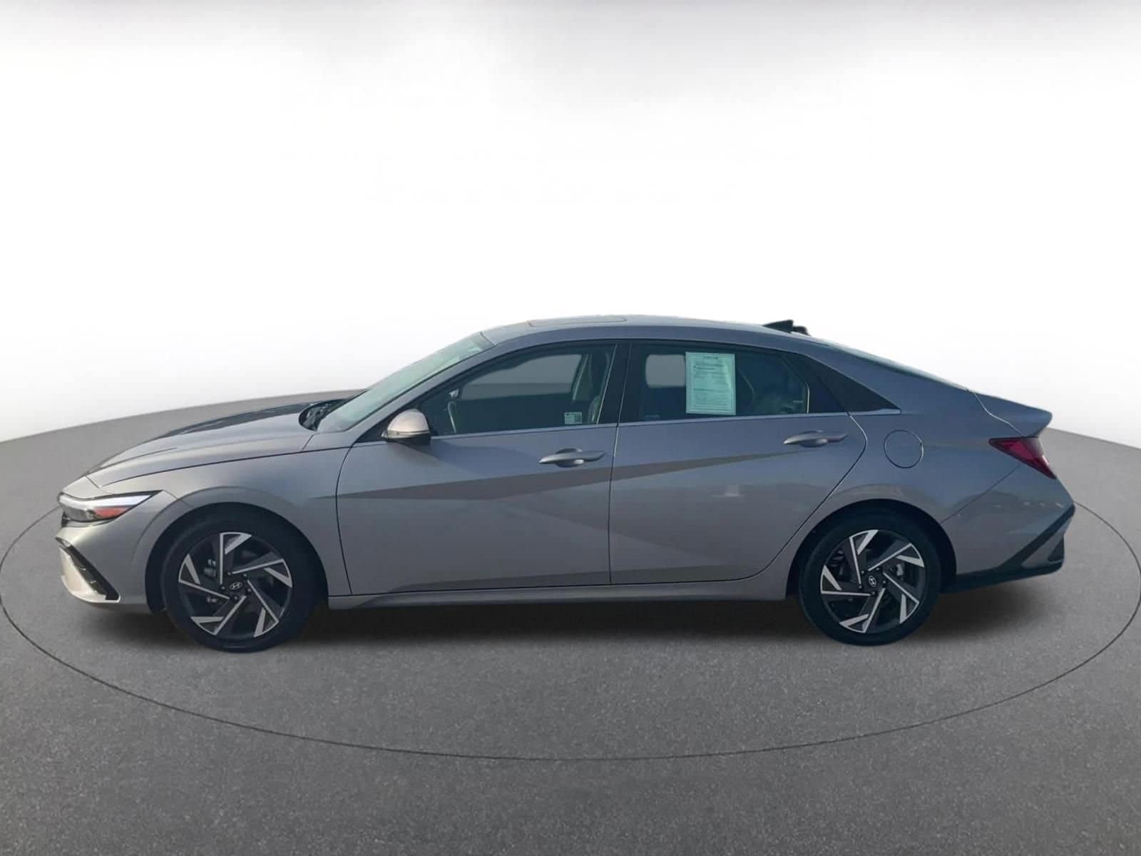 Thumbnail: 2025 Hyundai Elantra - 9