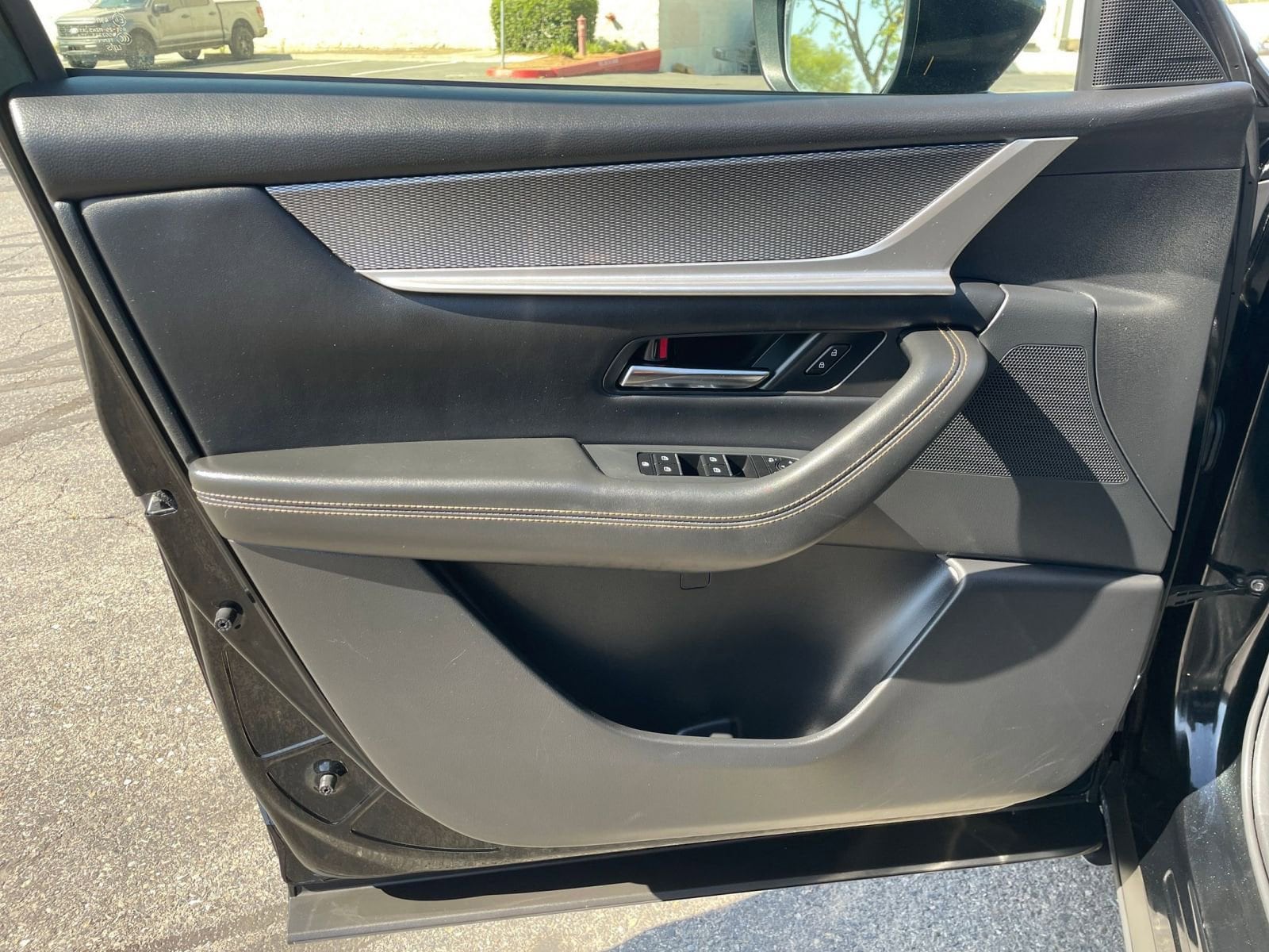 Thumbnail: 2025 Mazda CX-90 - 18