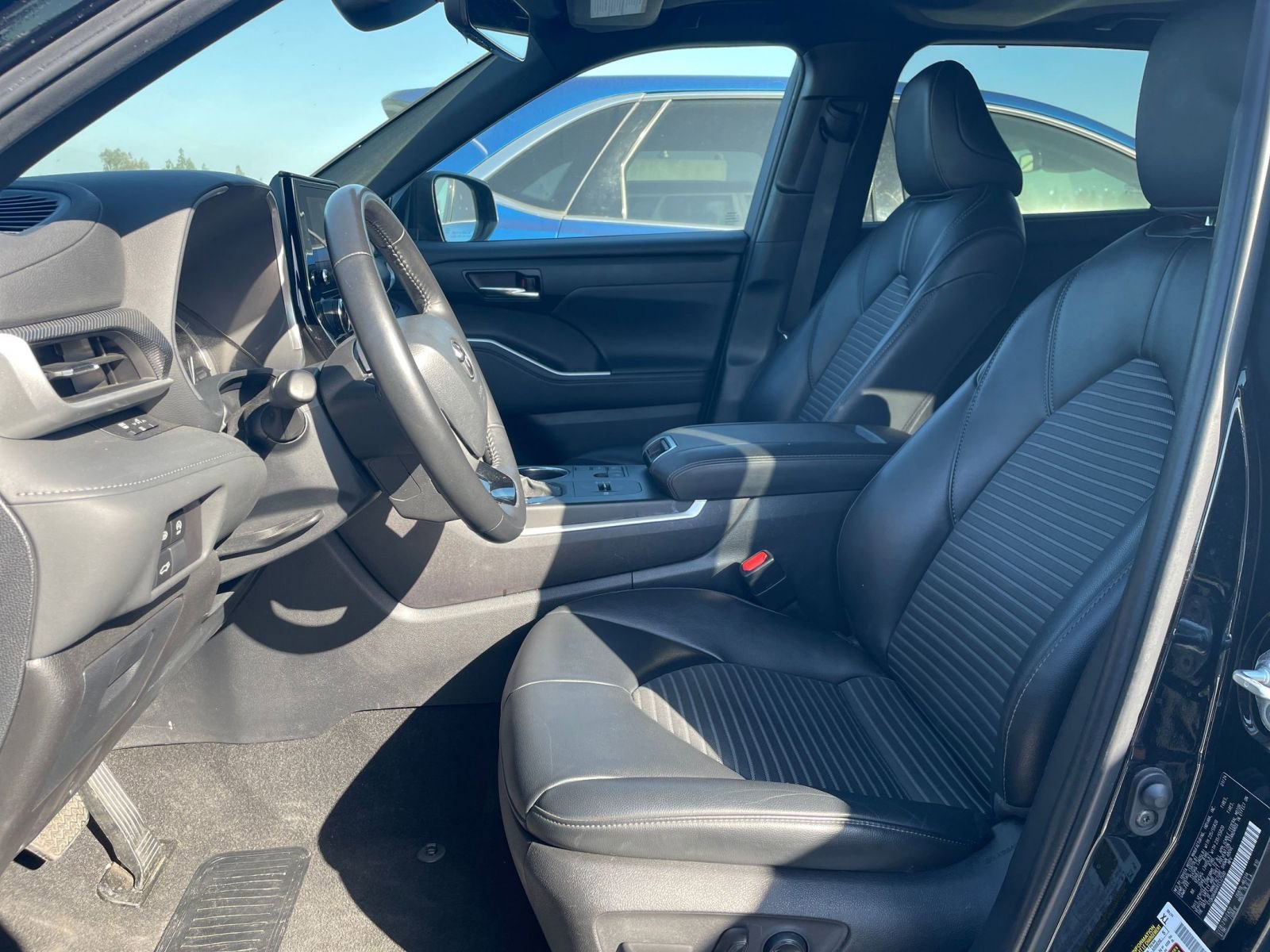 Thumbnail: 2024 Toyota Highlander - 28