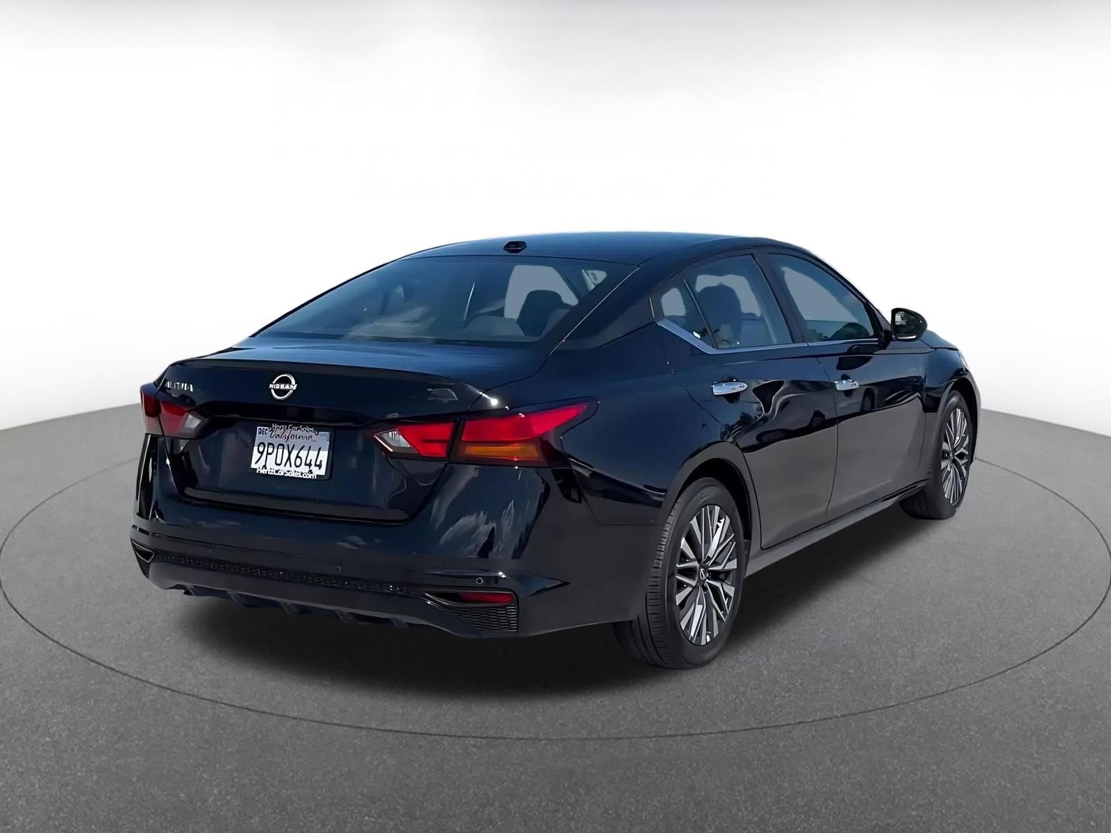 Thumbnail: 2025 Nissan Altima - 14