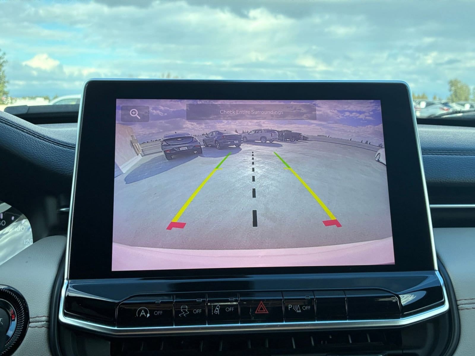 Thumbnail: 2025 Jeep Compass - 24