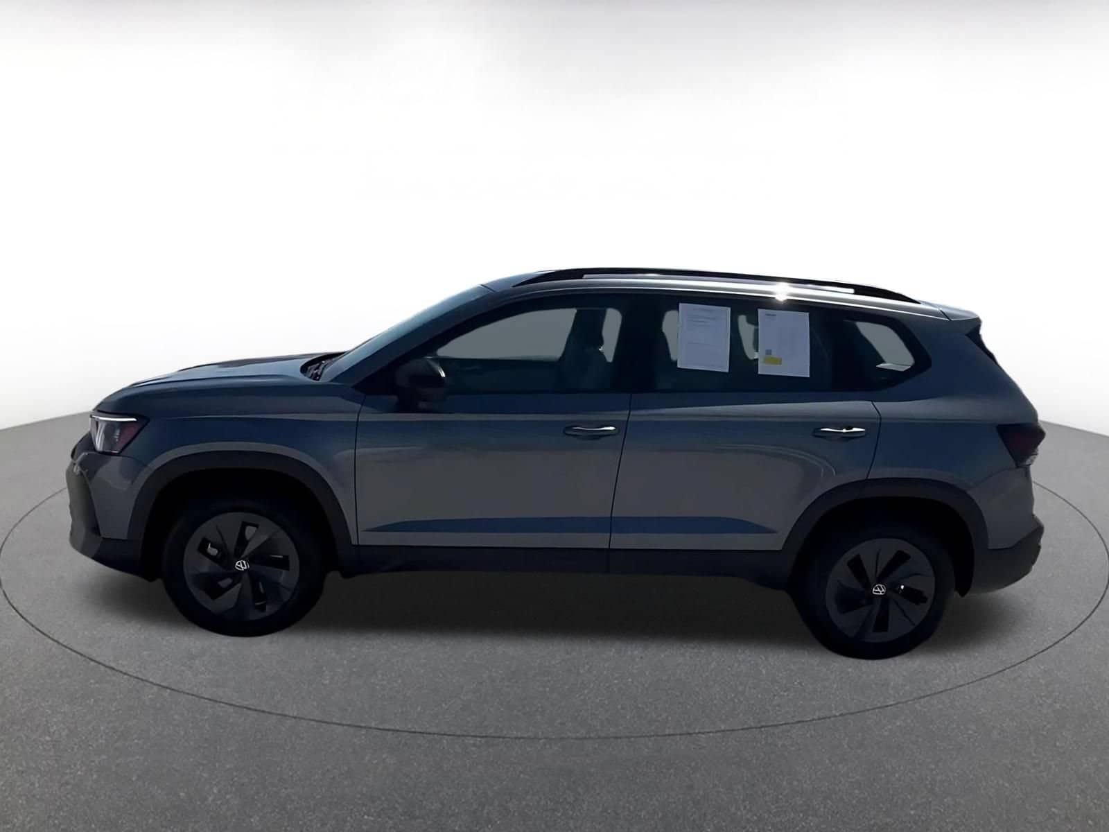 Thumbnail: 2026 Volkswagen Taos - 8