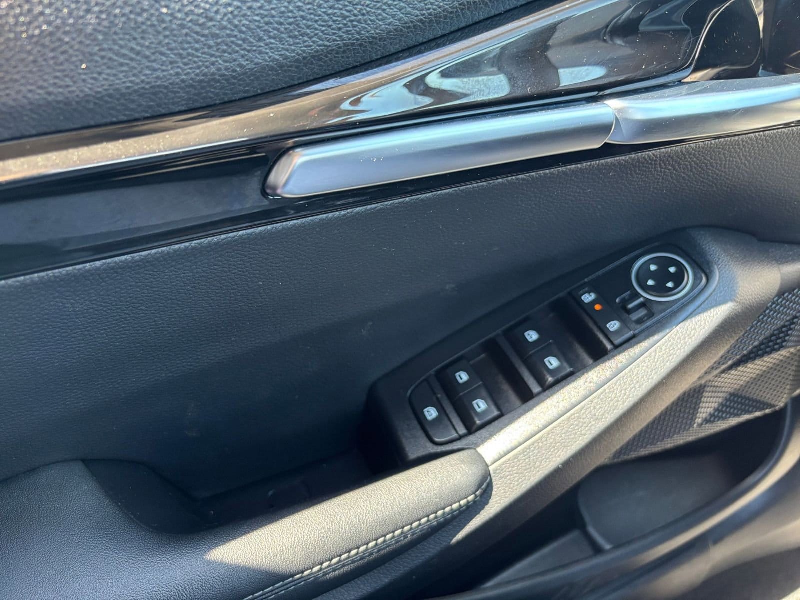 Thumbnail: 2025 Kia Seltos - 18