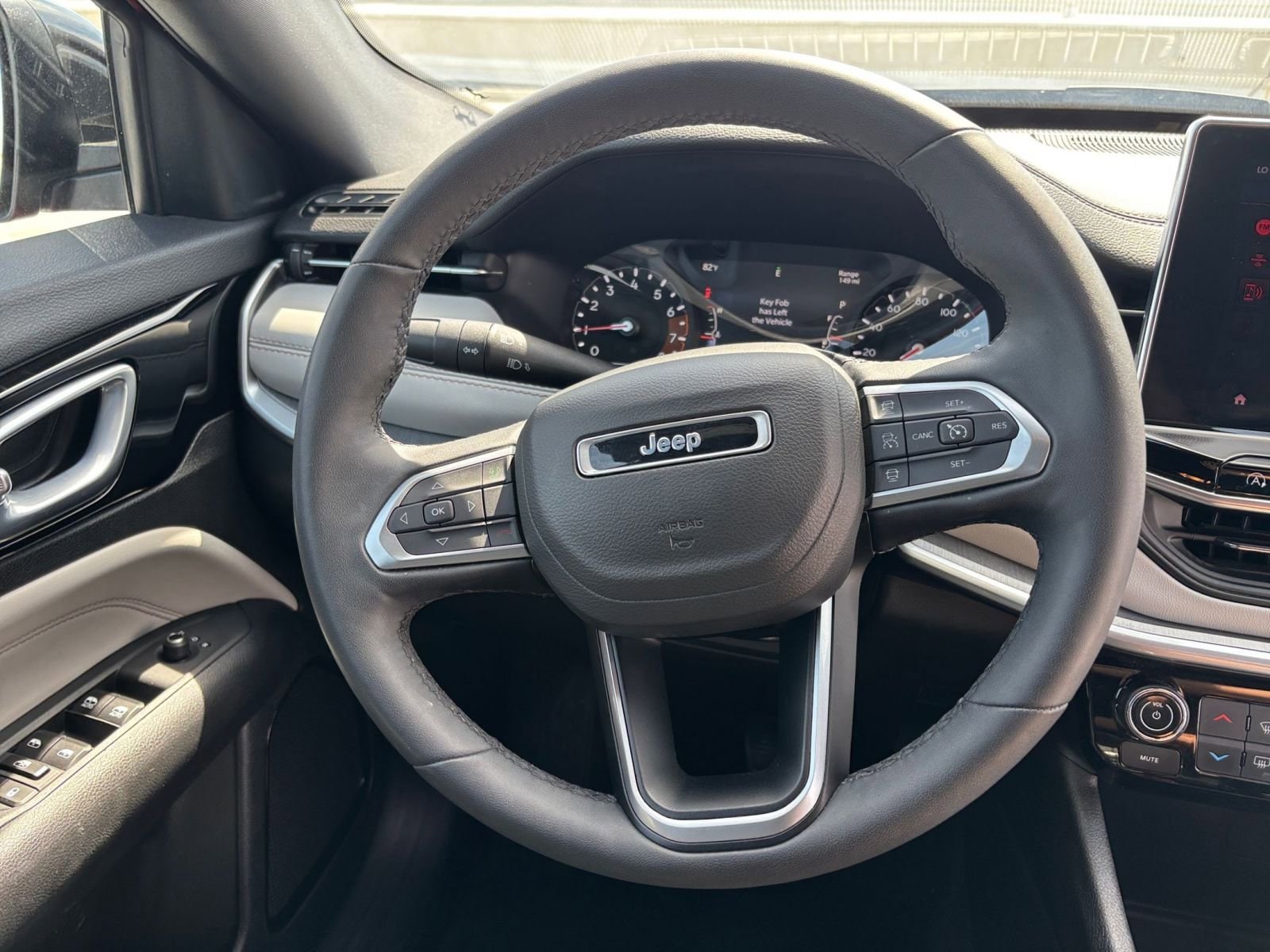 Thumbnail: 2025 Jeep Compass - 29
