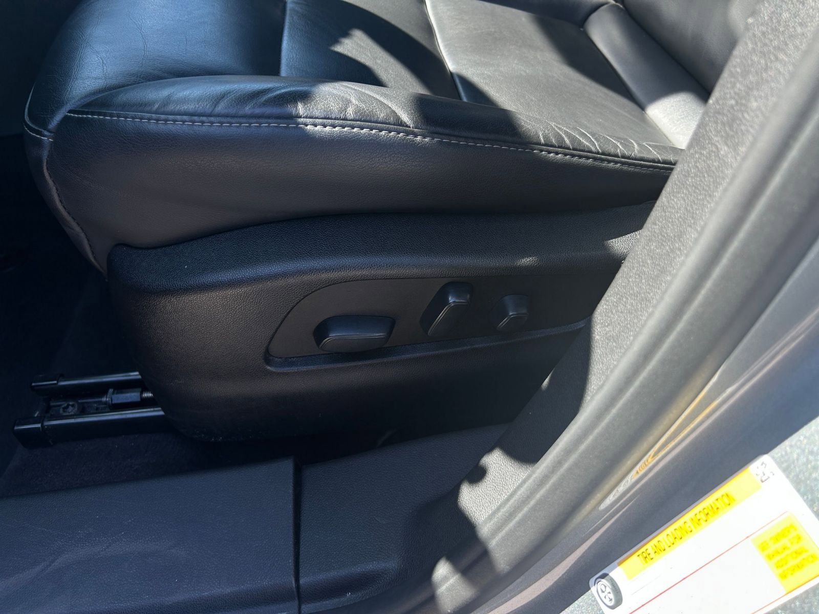 Thumbnail: 2023 Cadillac XT4 - 22