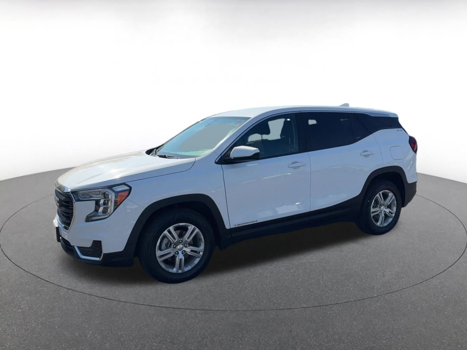 Thumbnail: 2024 GMC Terrain - 8