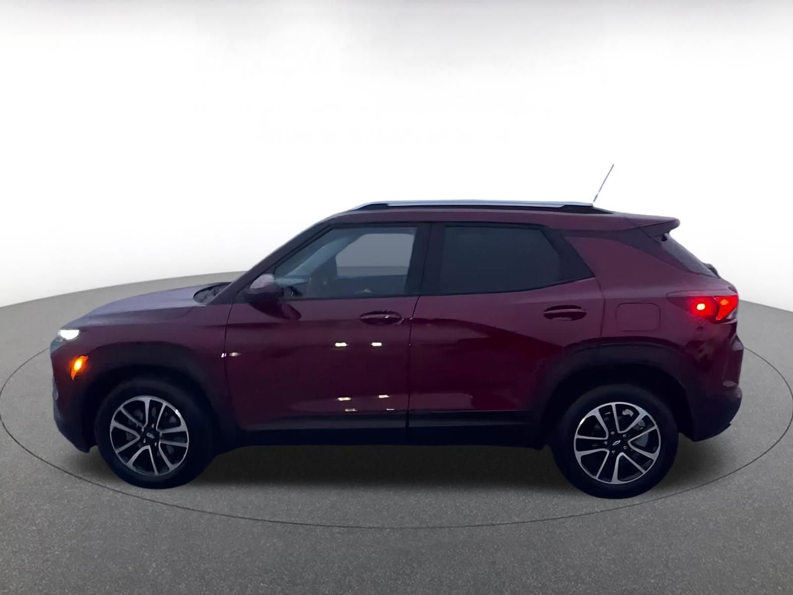 Thumbnail: 2025 Chevrolet TrailBlazer - 8