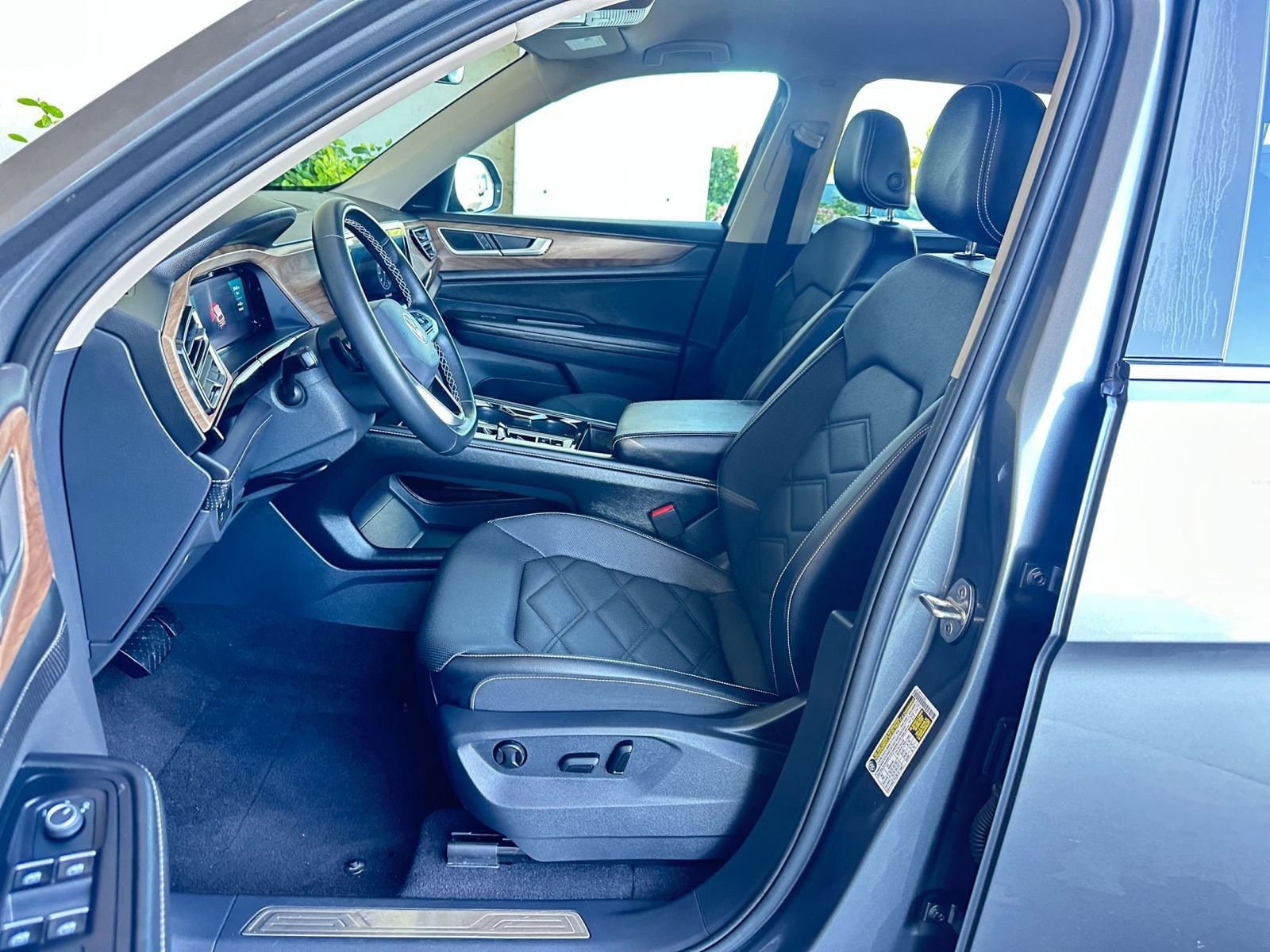 Thumbnail: 2024 Volkswagen Atlas - 27