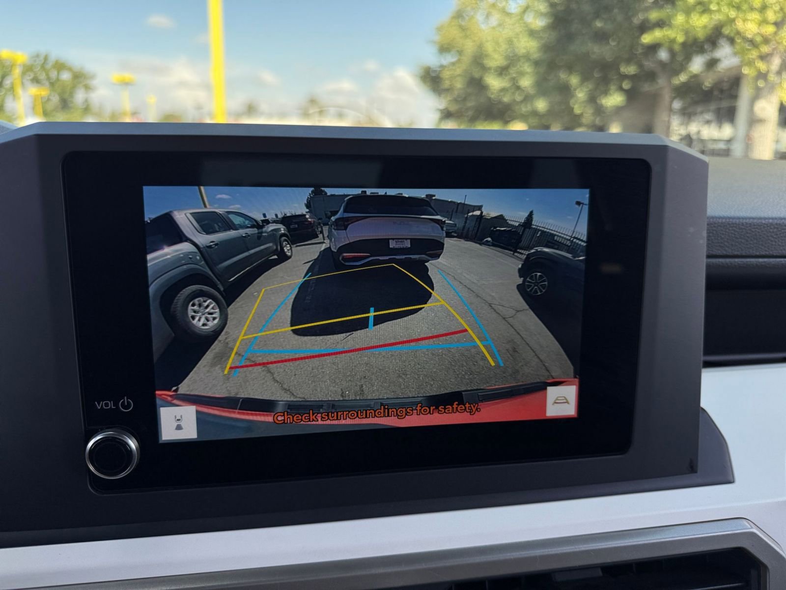 Thumbnail: 2024 Toyota Tacoma - 16