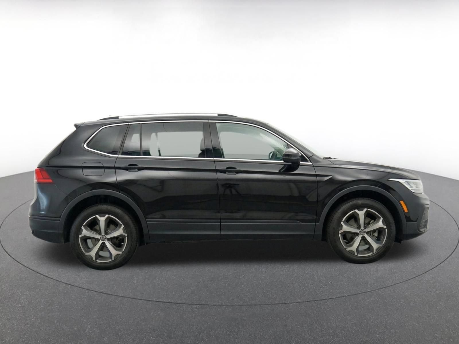 Thumbnail: 2026 Volkswagen Tiguan - 8