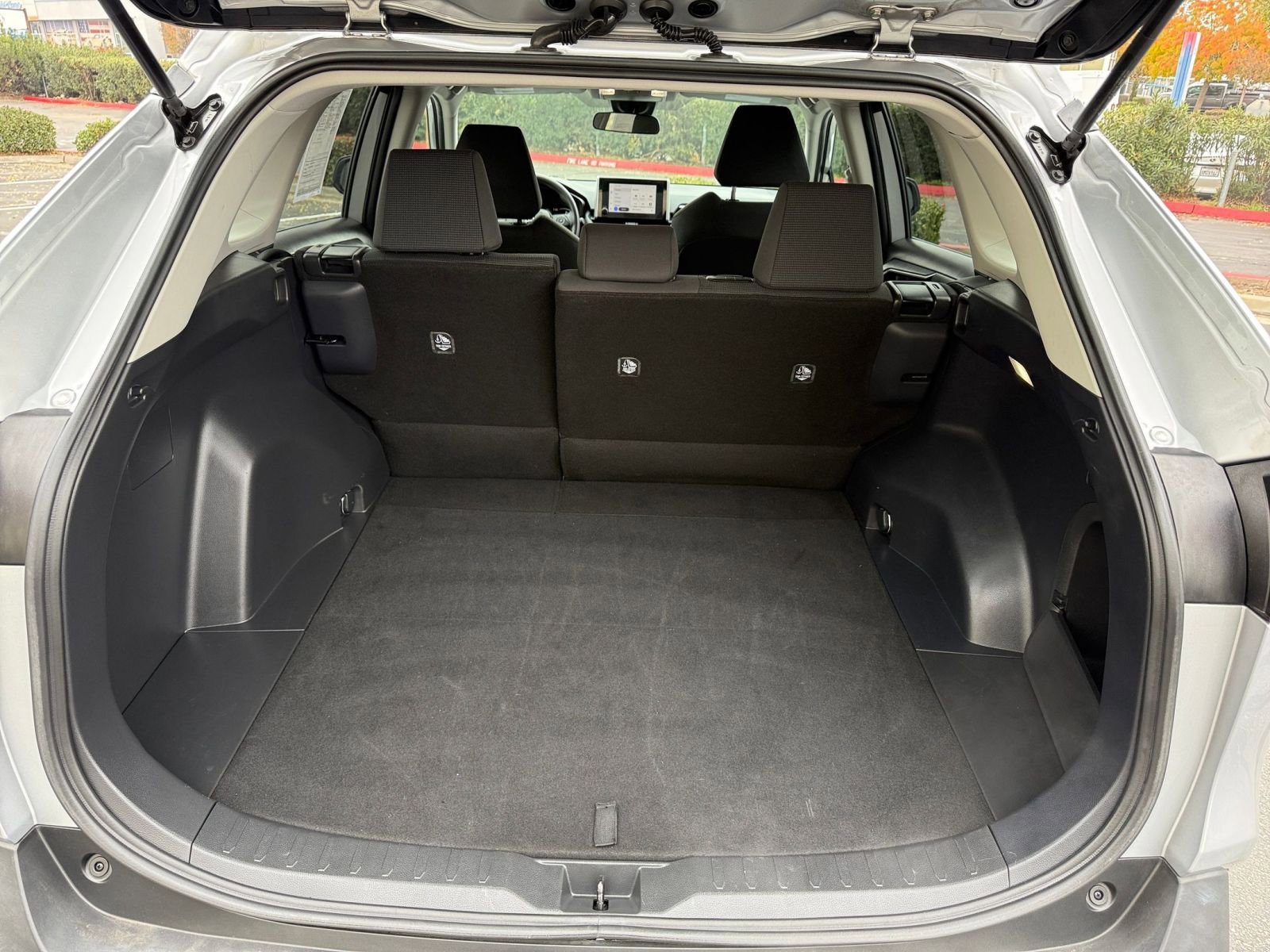 Thumbnail: 2025 Toyota RAV4 - 30