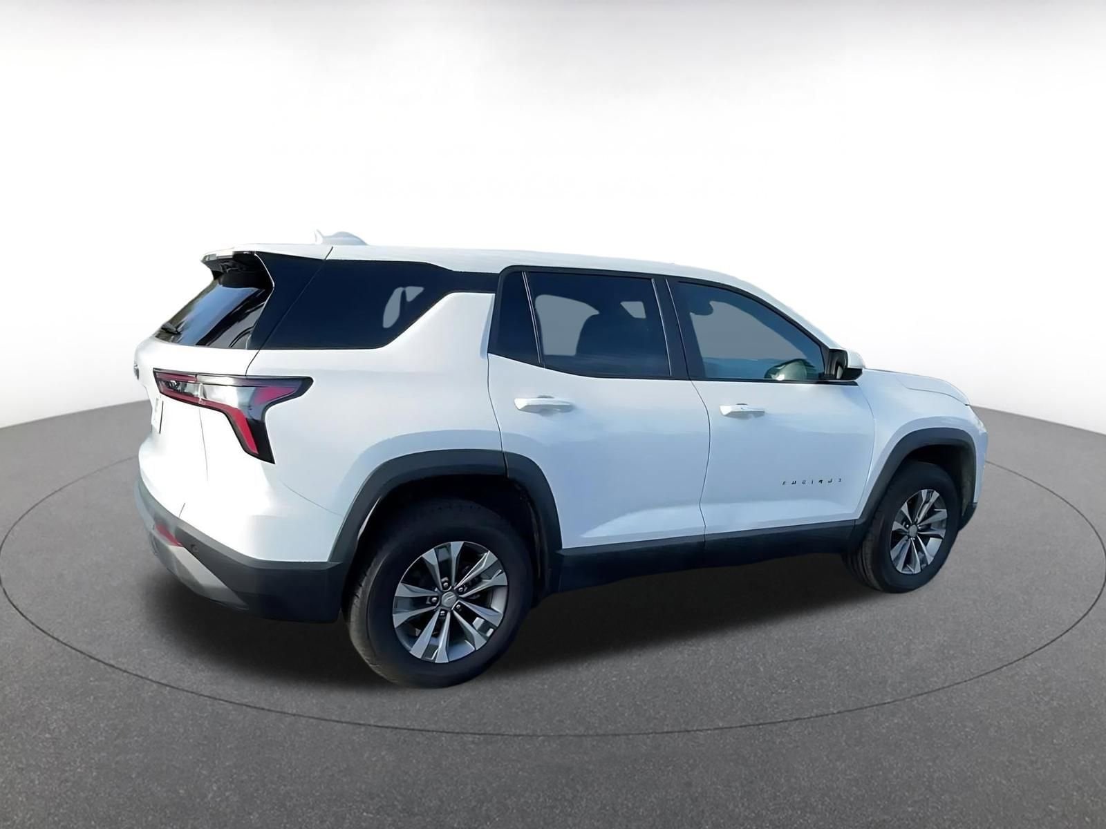 Thumbnail: 2025 Chevrolet Equinox - 15