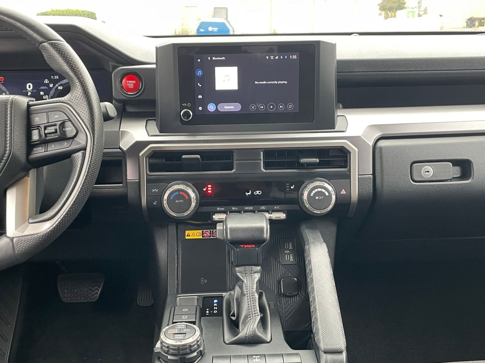 Thumbnail: 2025 Toyota 4Runner - 18