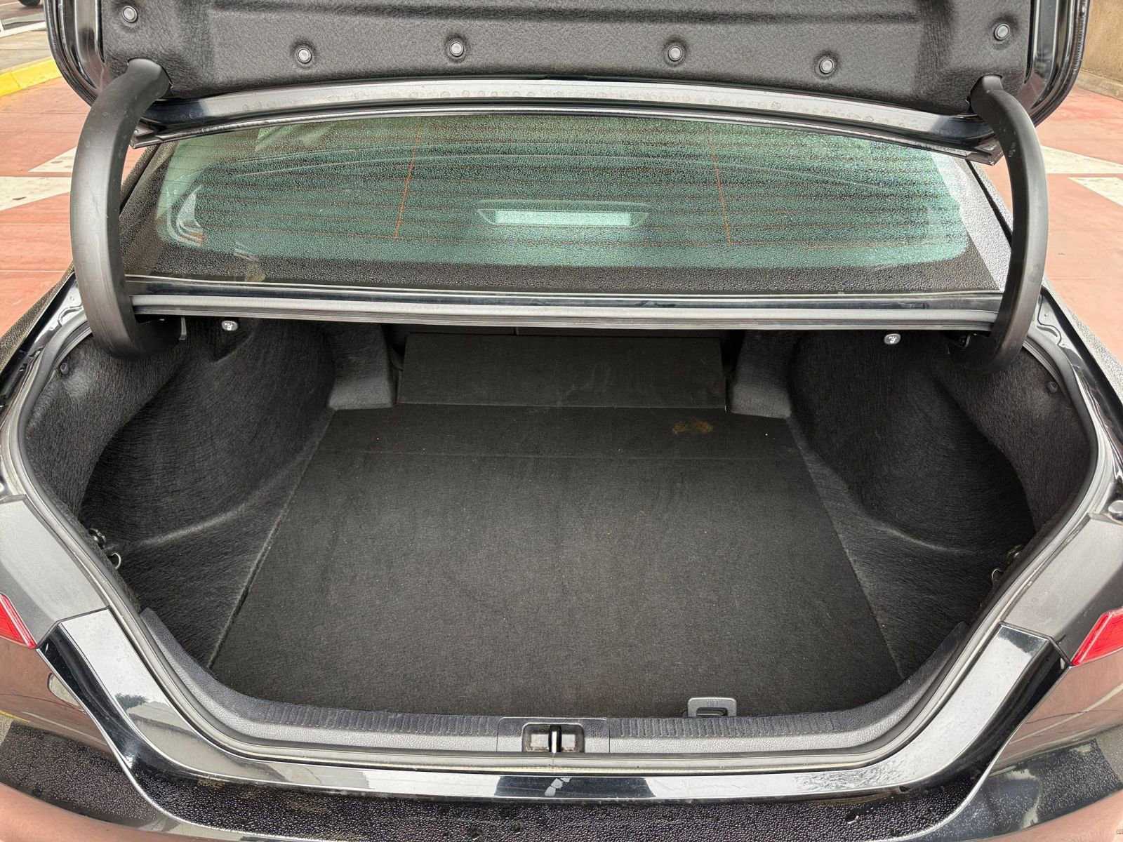 Thumbnail: 2023 Toyota Camry - 31