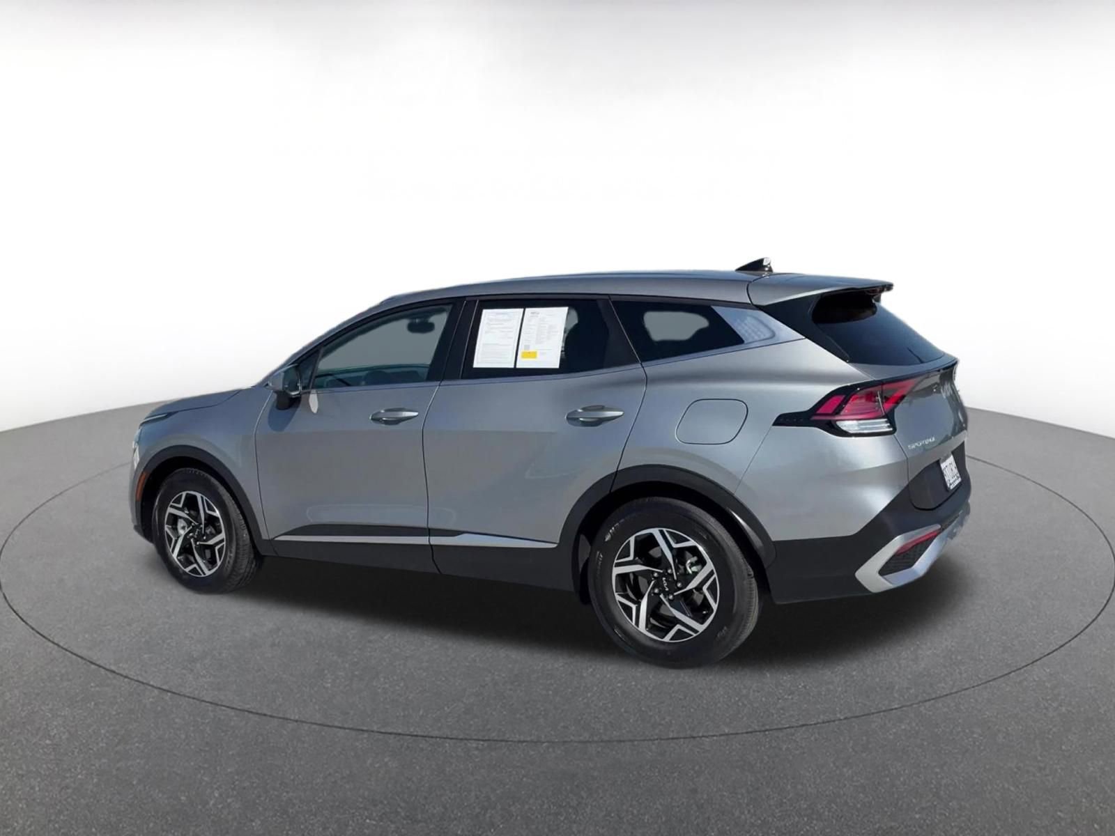 Thumbnail: 2025 Kia Sportage - 10