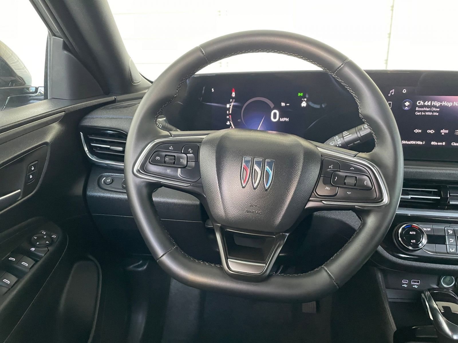 Thumbnail: 2025 Buick Envista - 32