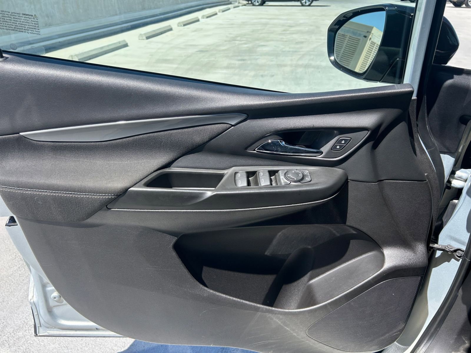 Thumbnail: 2023 Chevrolet Bolt EV - 24