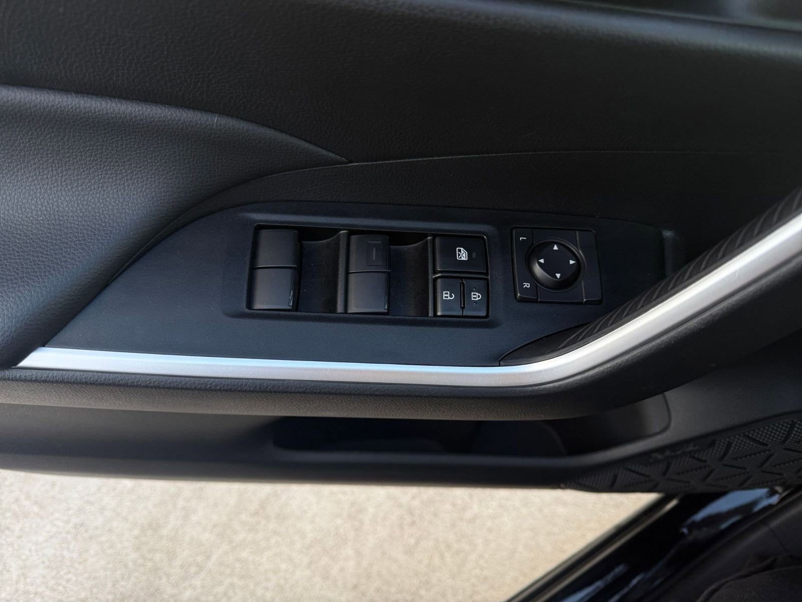 Thumbnail: 2025 Toyota RAV4 - 20