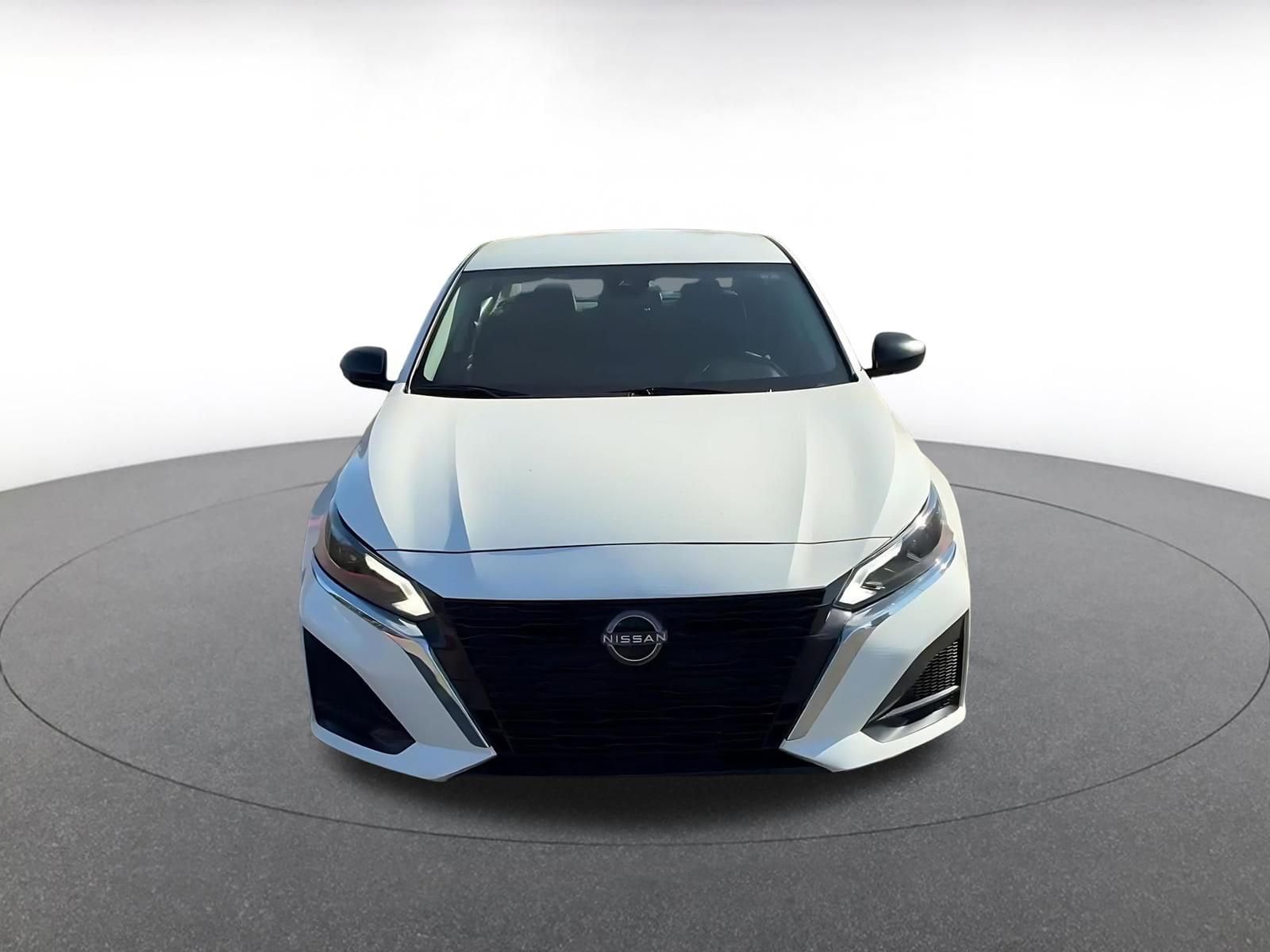 Thumbnail: 2025 Nissan Altima - 4