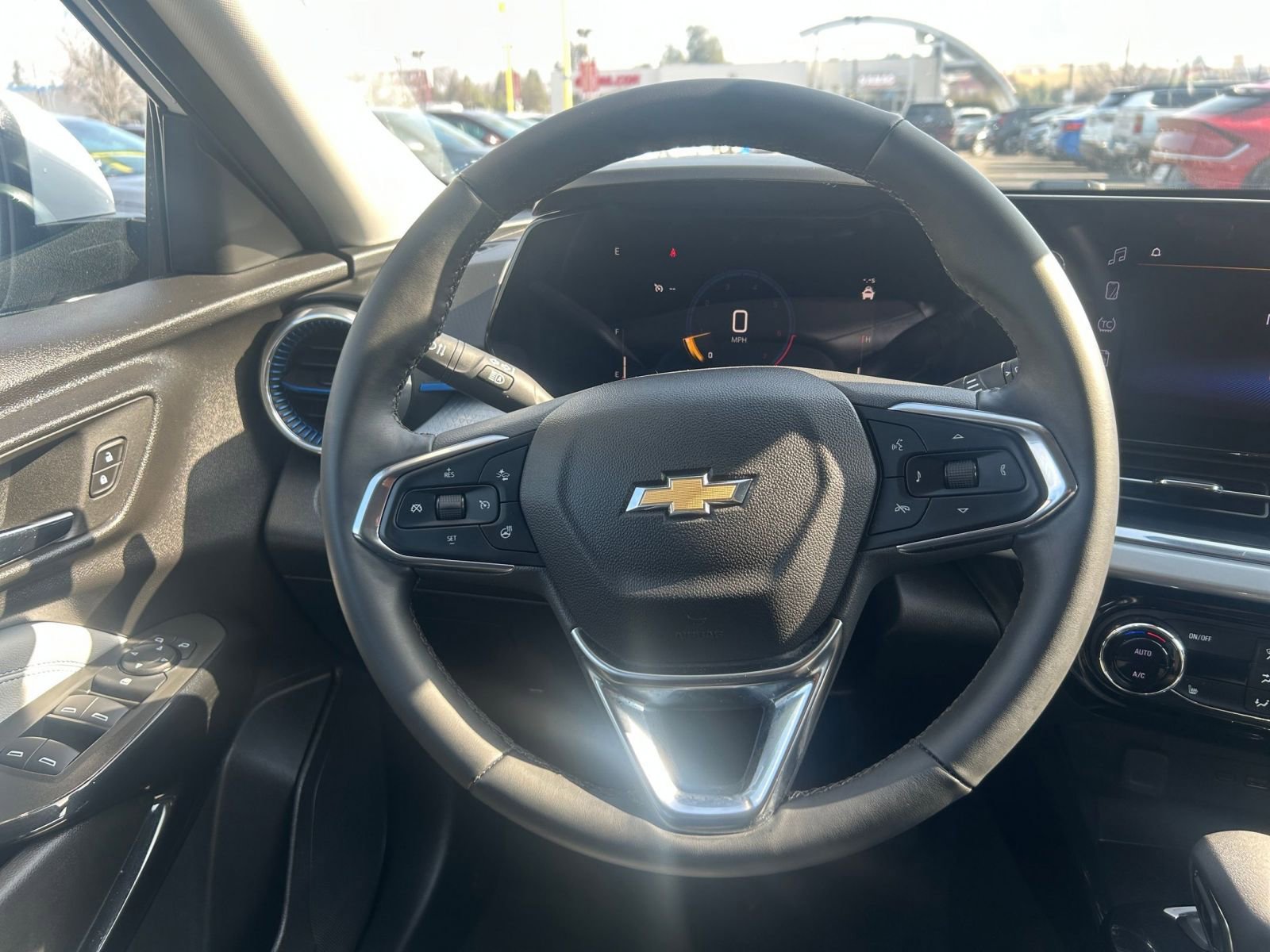 Thumbnail: 2025 Chevrolet Trax - 27