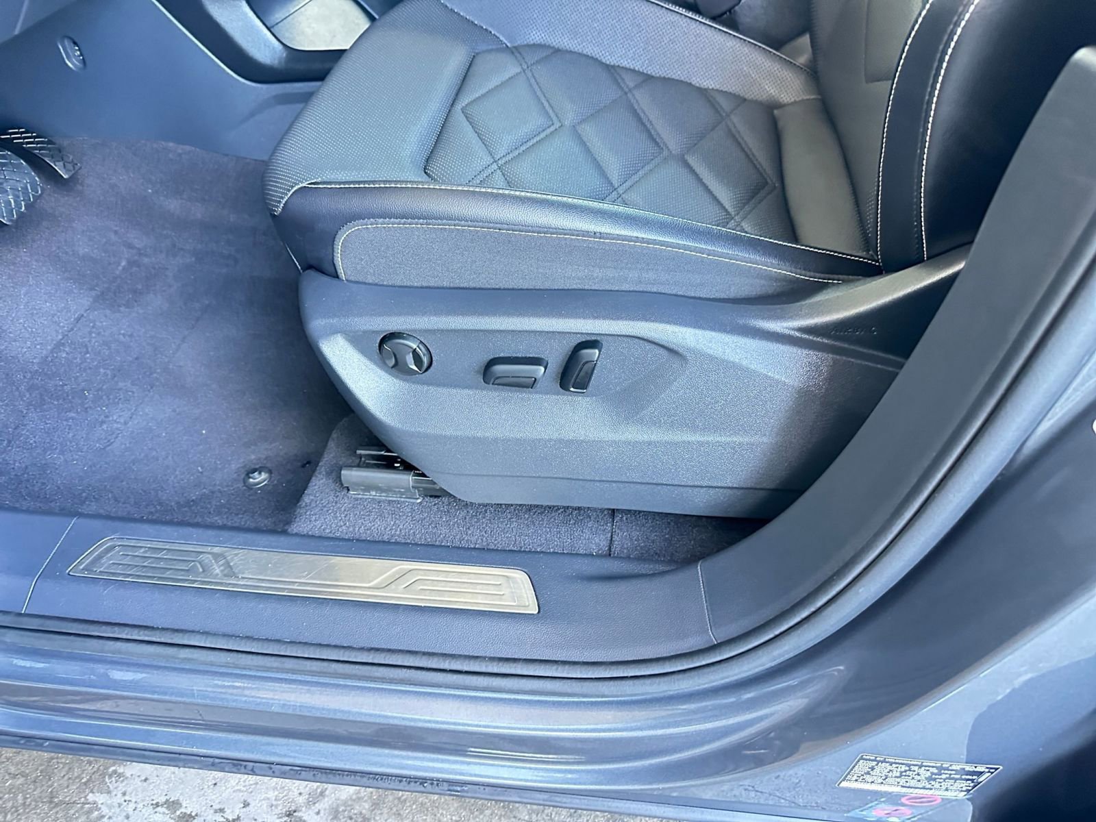 Thumbnail: 2024 Volkswagen Atlas - 23