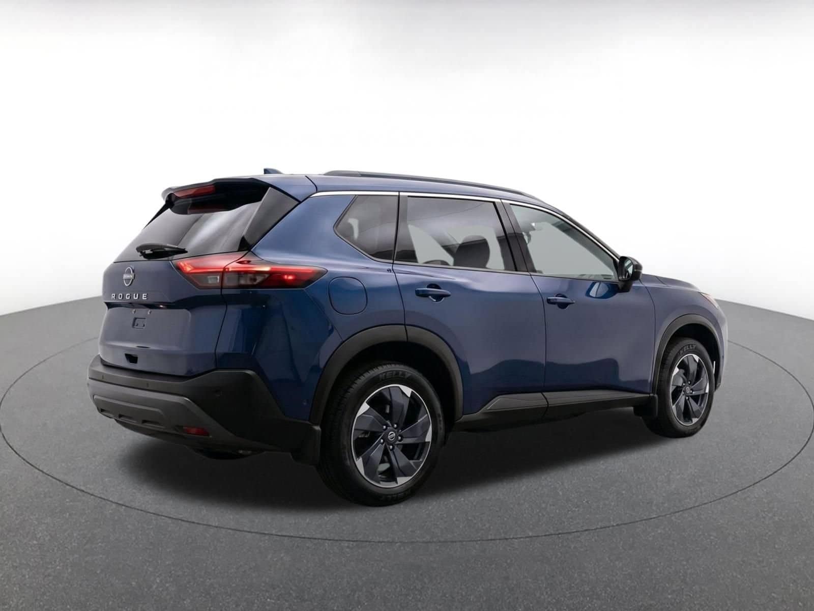 Thumbnail: 2025 Nissan Rogue - 8