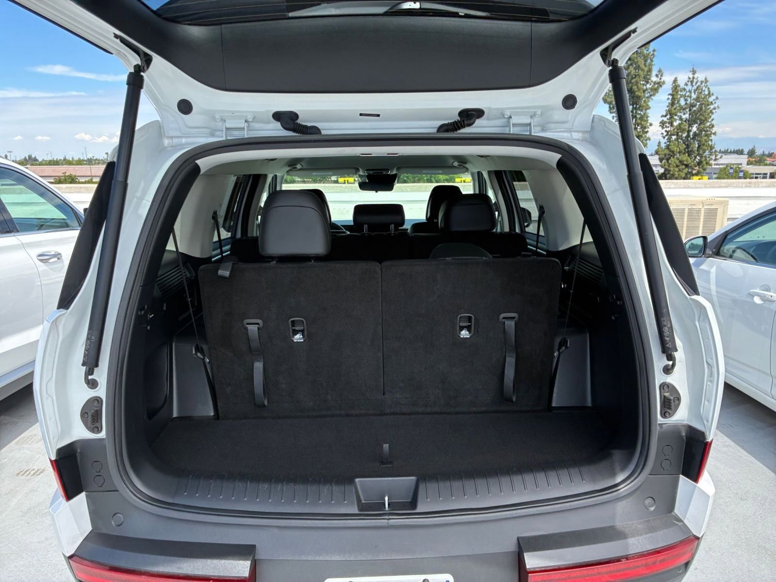 Thumbnail: 2025 Hyundai Santa Fe - 35