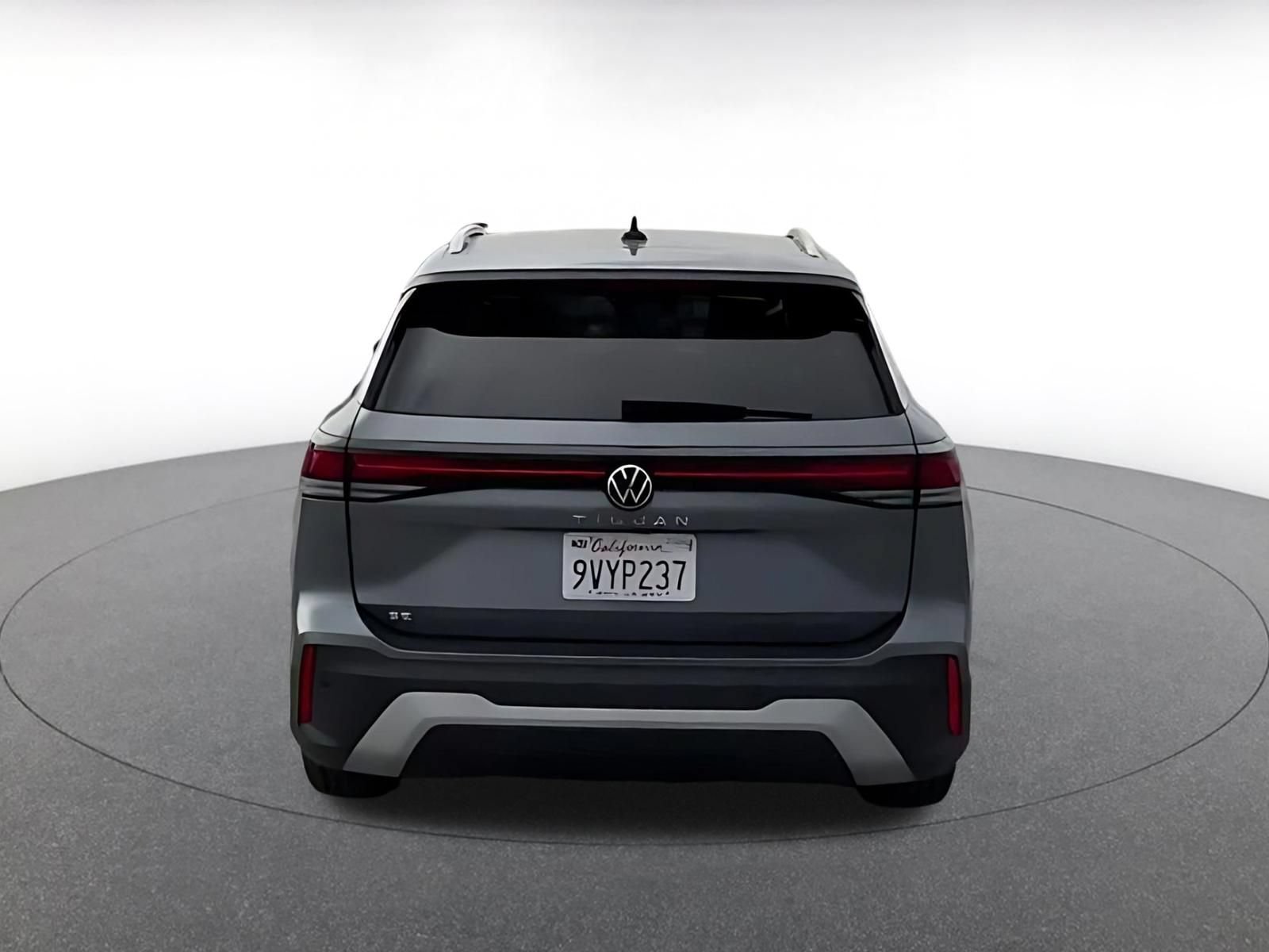 Thumbnail: 2026 Volkswagen Tiguan - 11