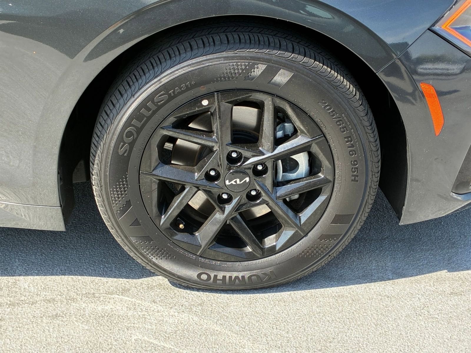 Thumbnail: 2025 Kia K5 - 30