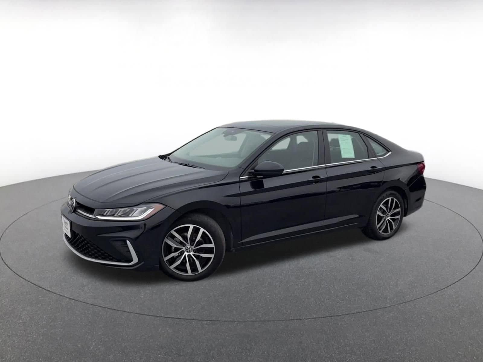 Thumbnail: 2025 Volkswagen Jetta - 8