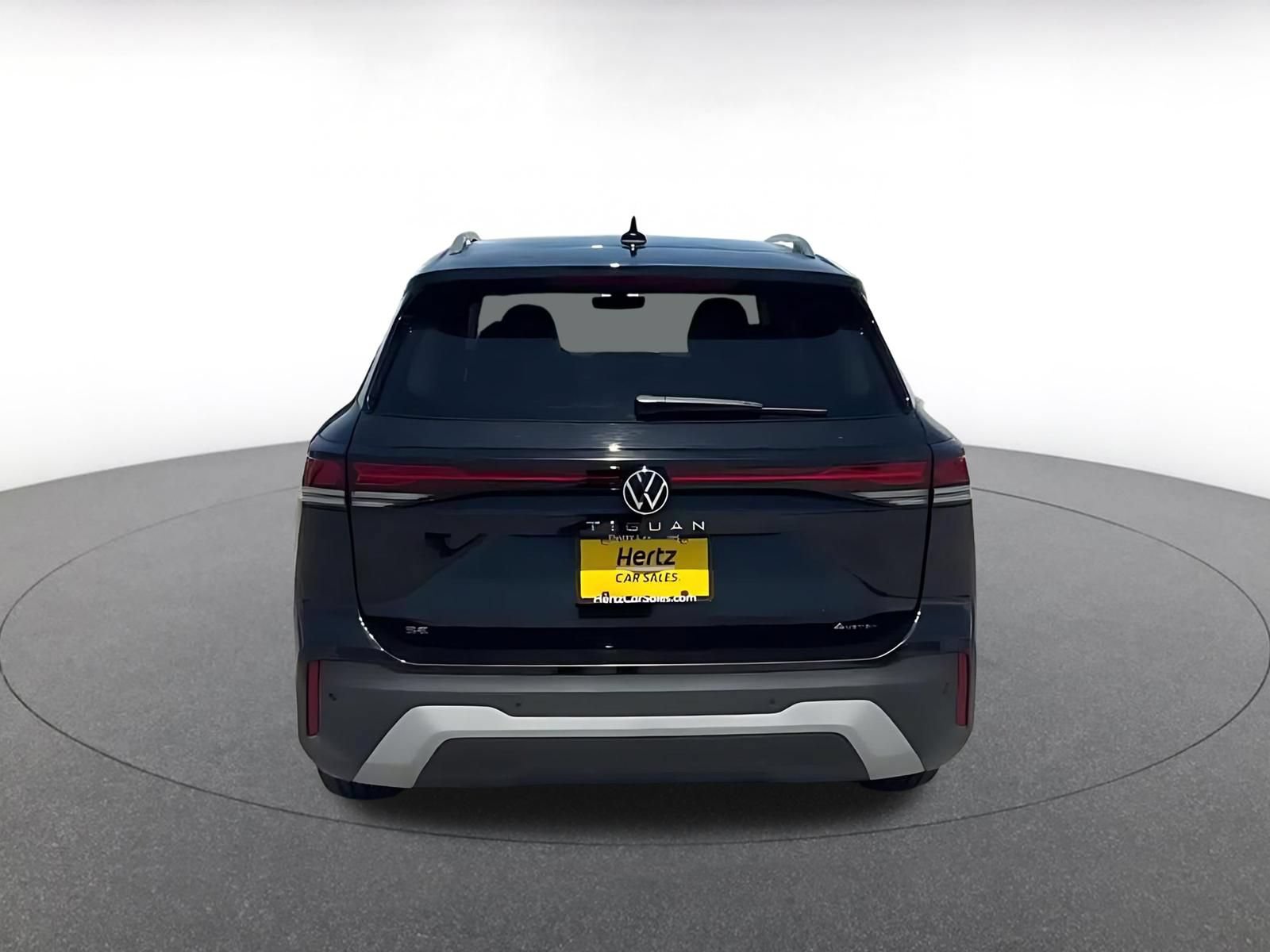 Thumbnail: 2026 Volkswagen Tiguan - 11