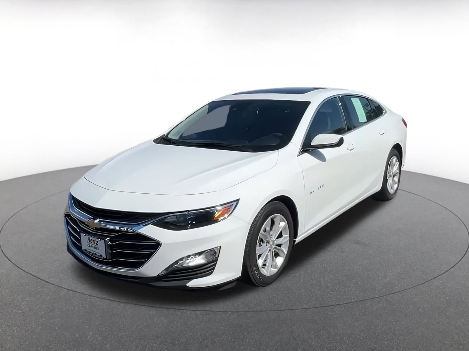 Thumbnail: 2024 Chevrolet Malibu - 3