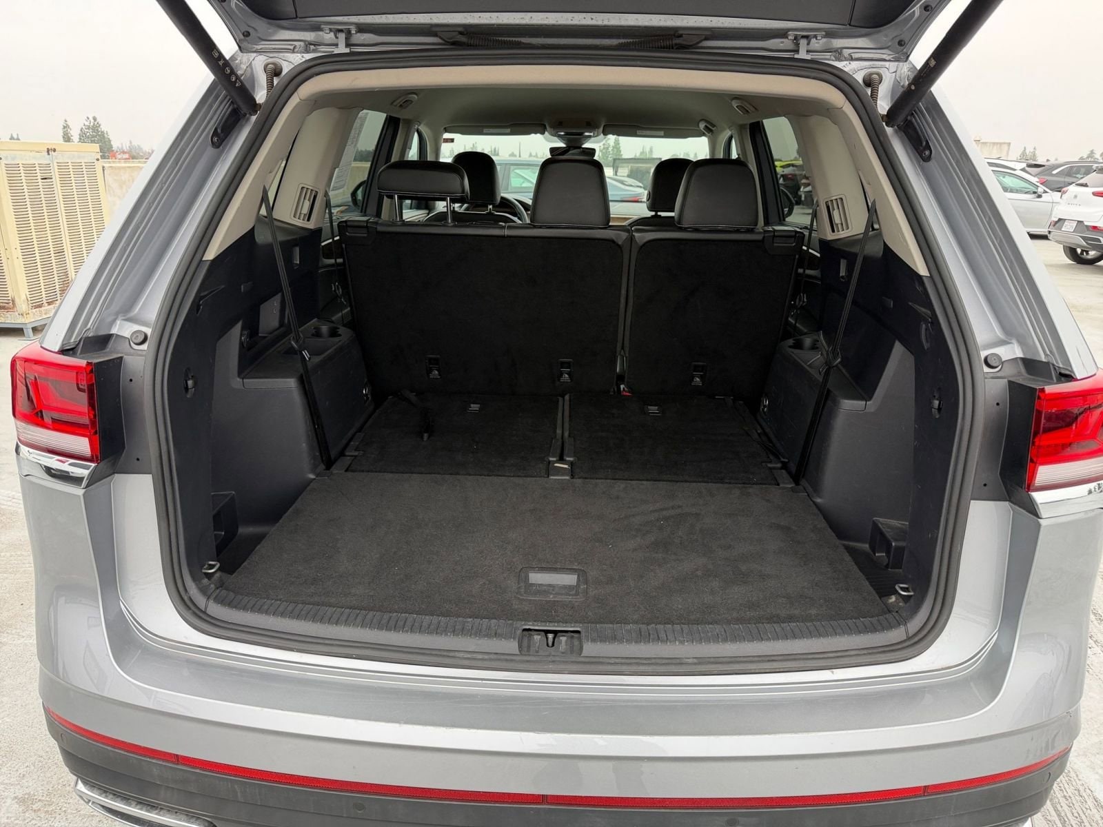 Thumbnail: 2024 Volkswagen Atlas - 31