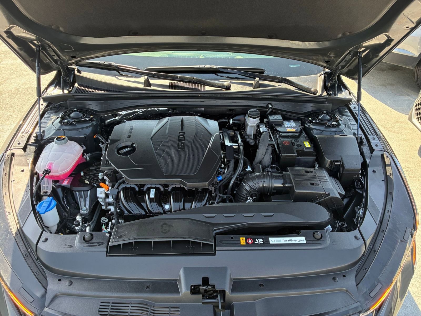 Thumbnail: 2025 Kia K5 - 32