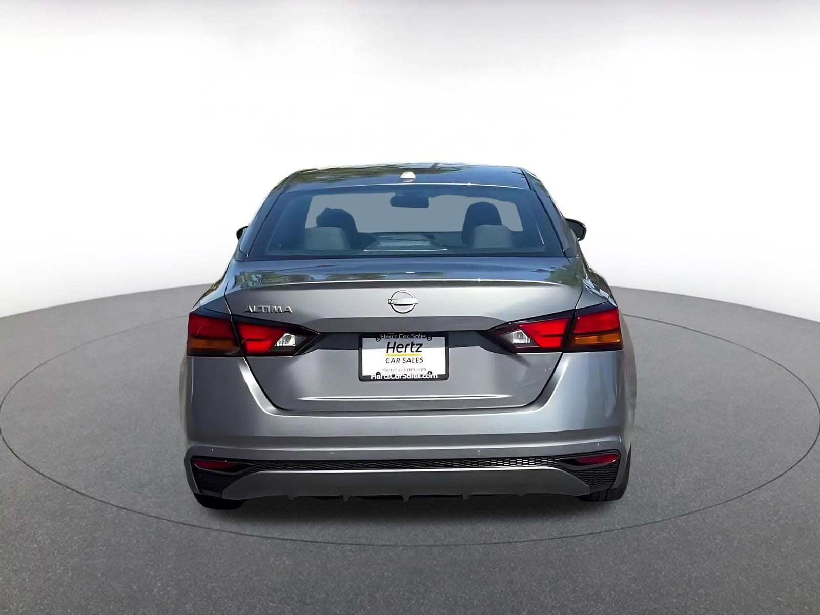 Thumbnail: 2025 Nissan Altima - 12