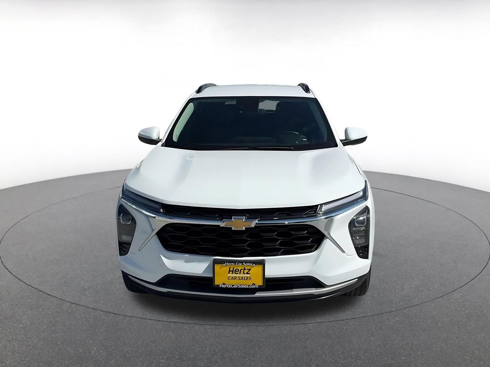 Thumbnail: 2025 Chevrolet Trax - 4