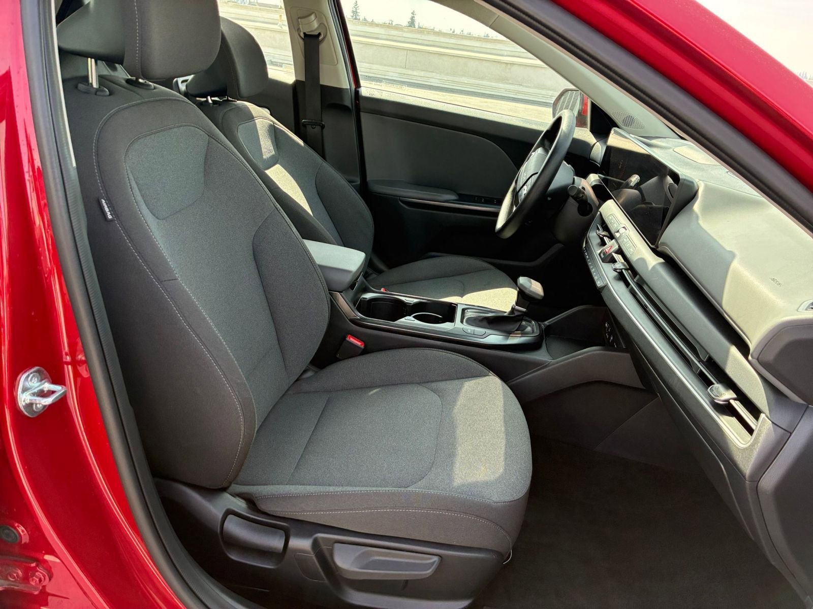 Thumbnail: 2025 Kia K4 - 35