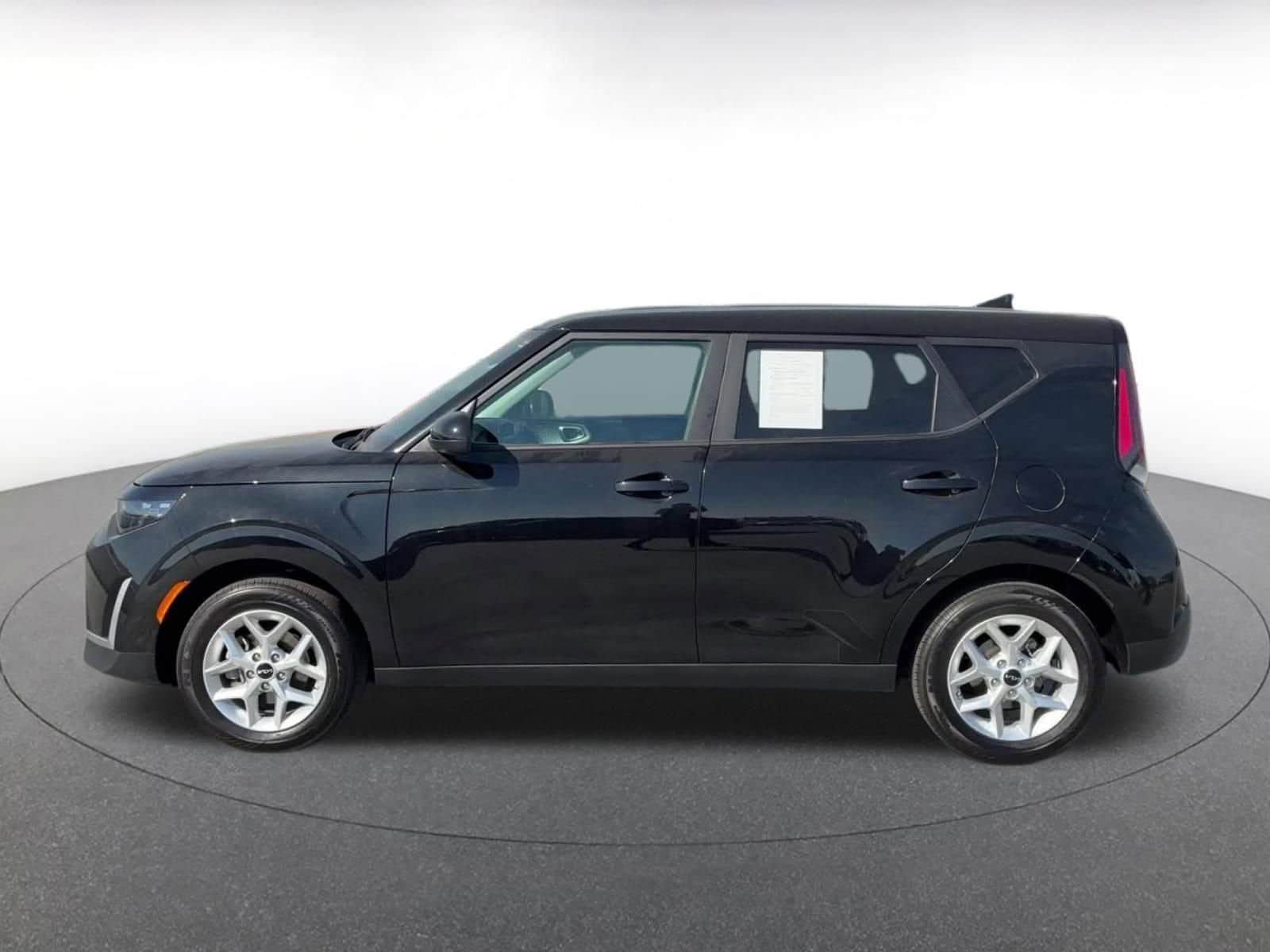 Thumbnail: 2025 Kia Soul - 9